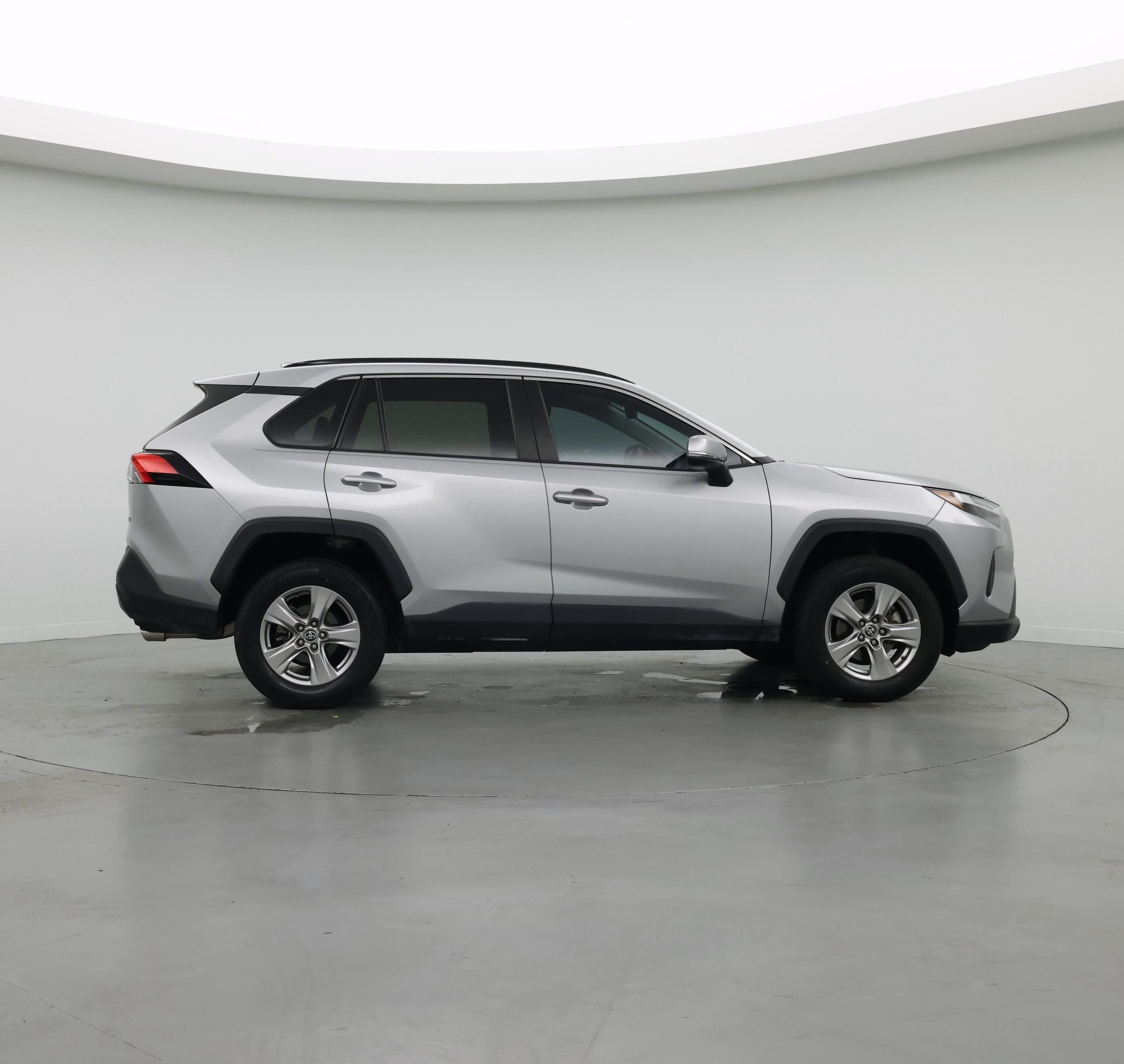 Thumbnail: 2022 Toyota RAV4 - 7