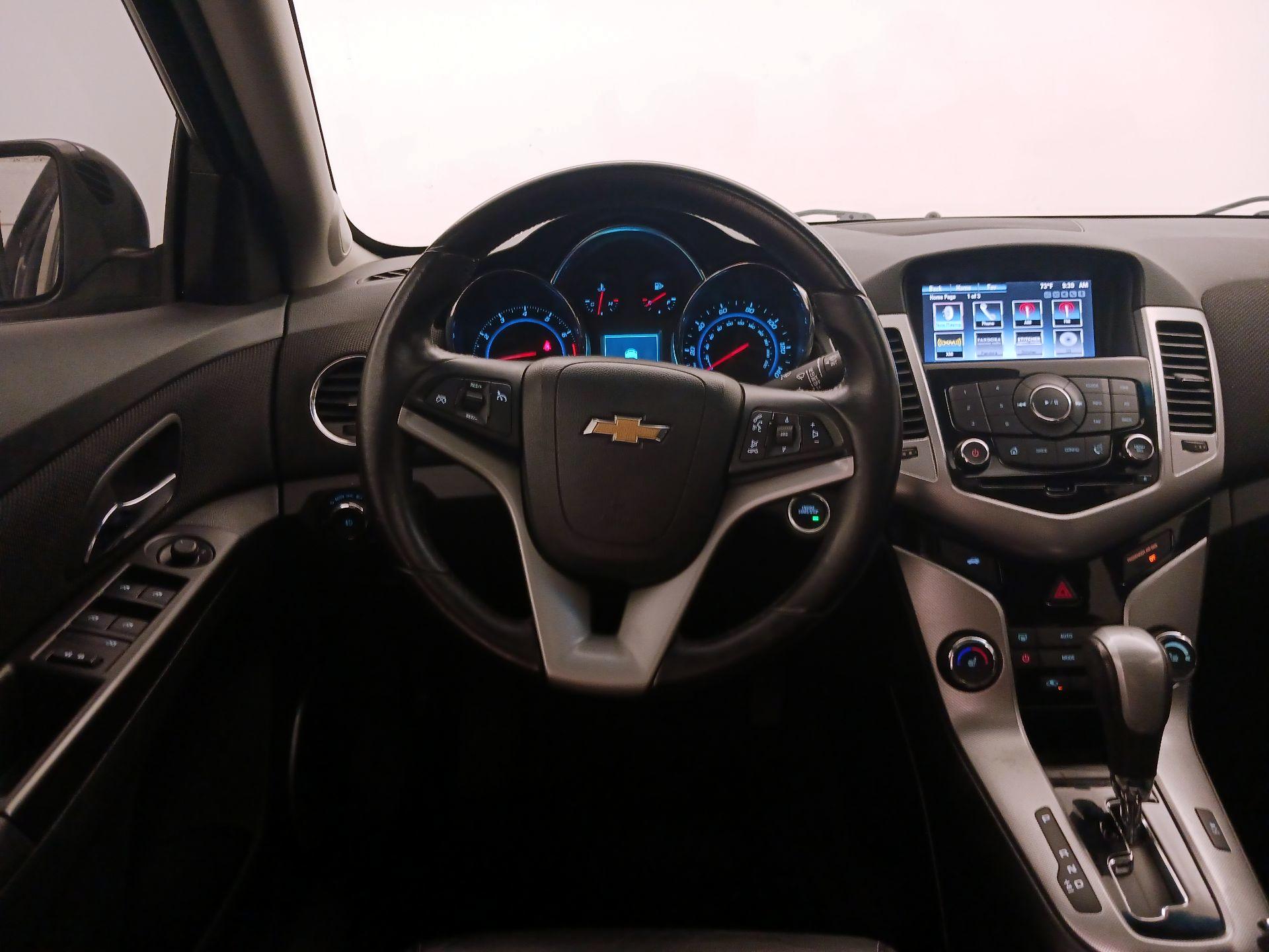 Thumbnail: 2015 Chevrolet Cruze - 10