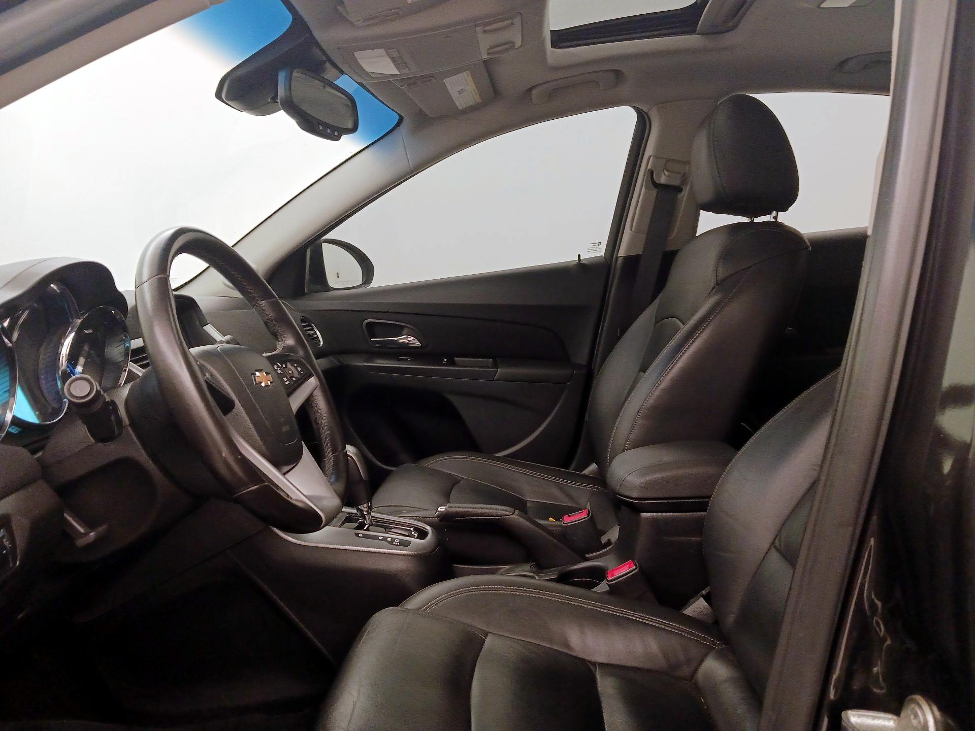 Thumbnail: 2015 Chevrolet Cruze - 11