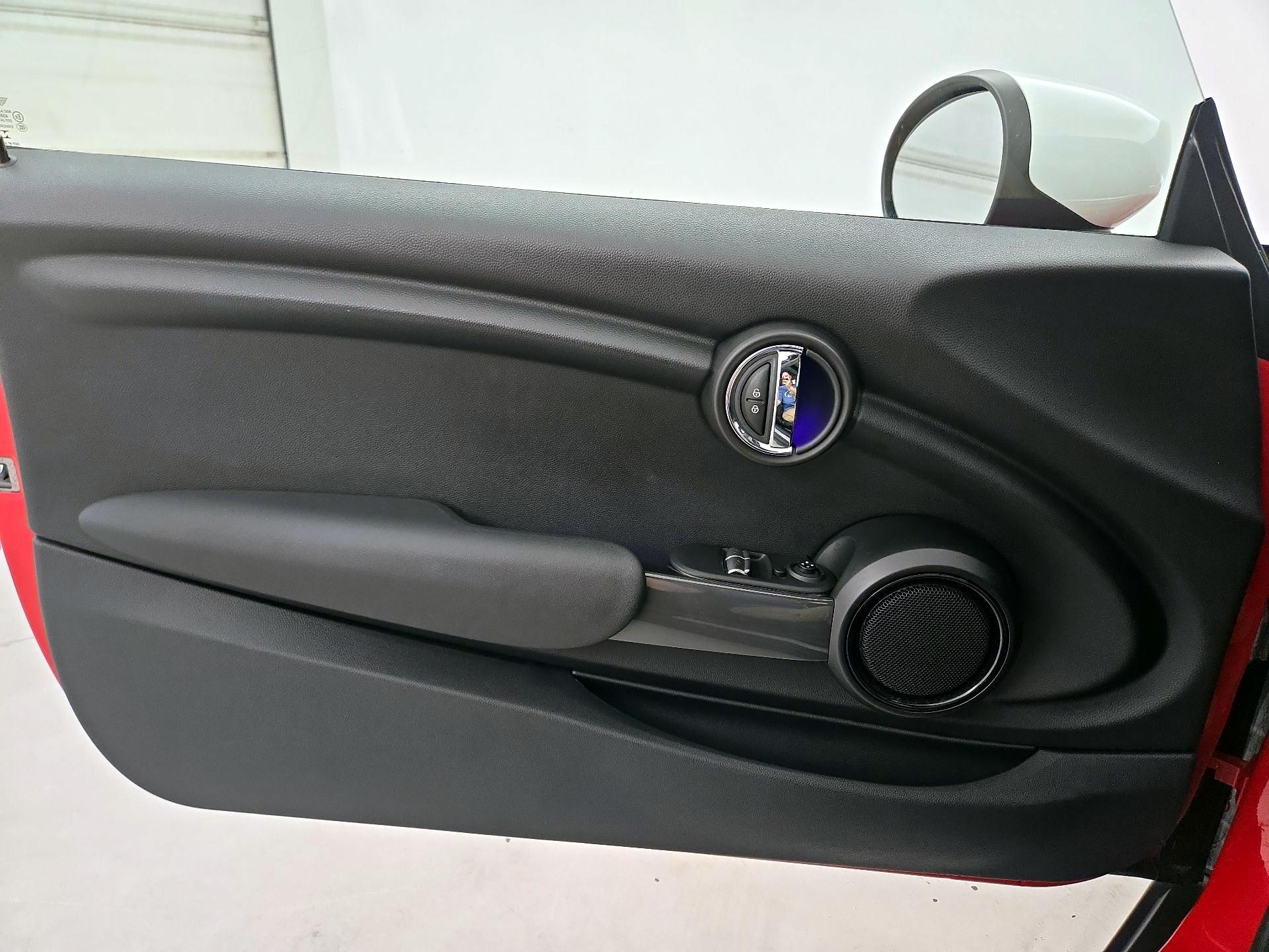 Thumbnail: 2020 MINI Cooper Hardtop - 12