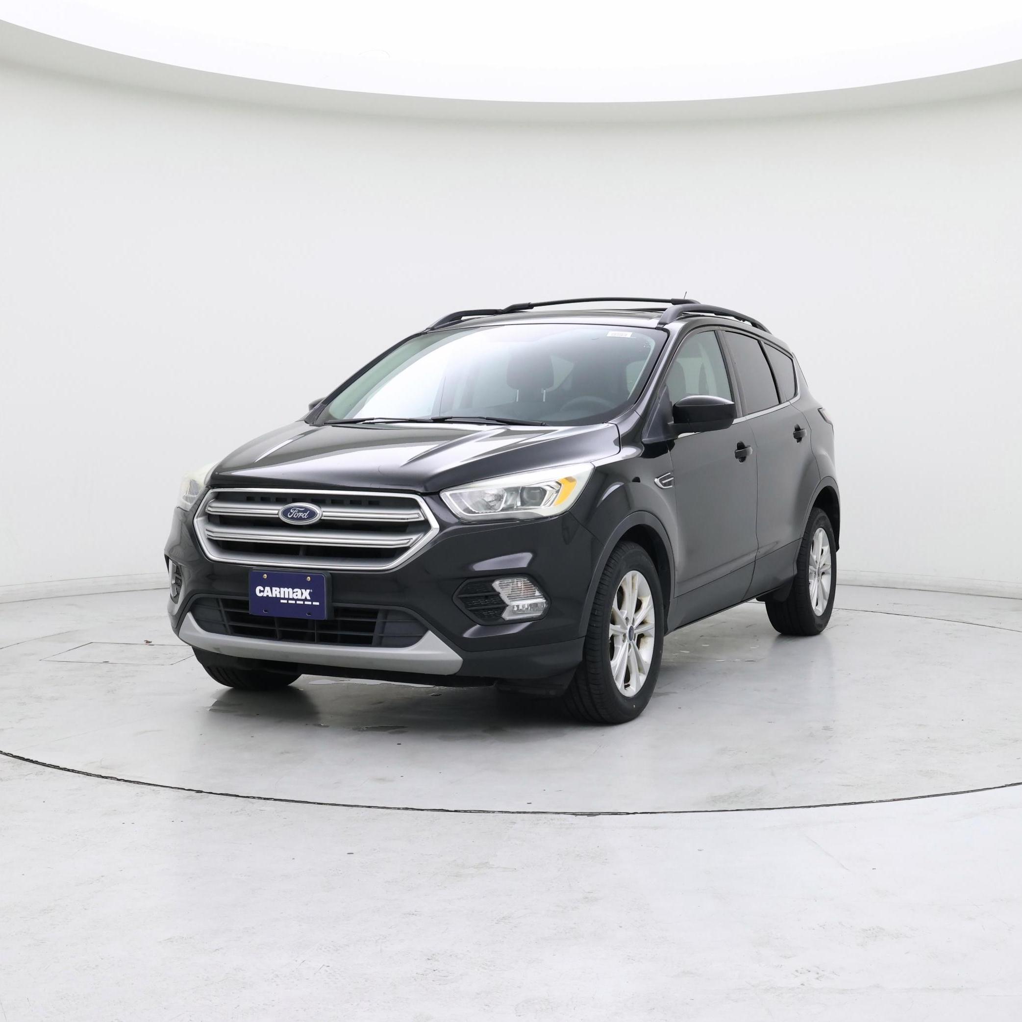 Thumbnail: 2017 Ford Escape - 4