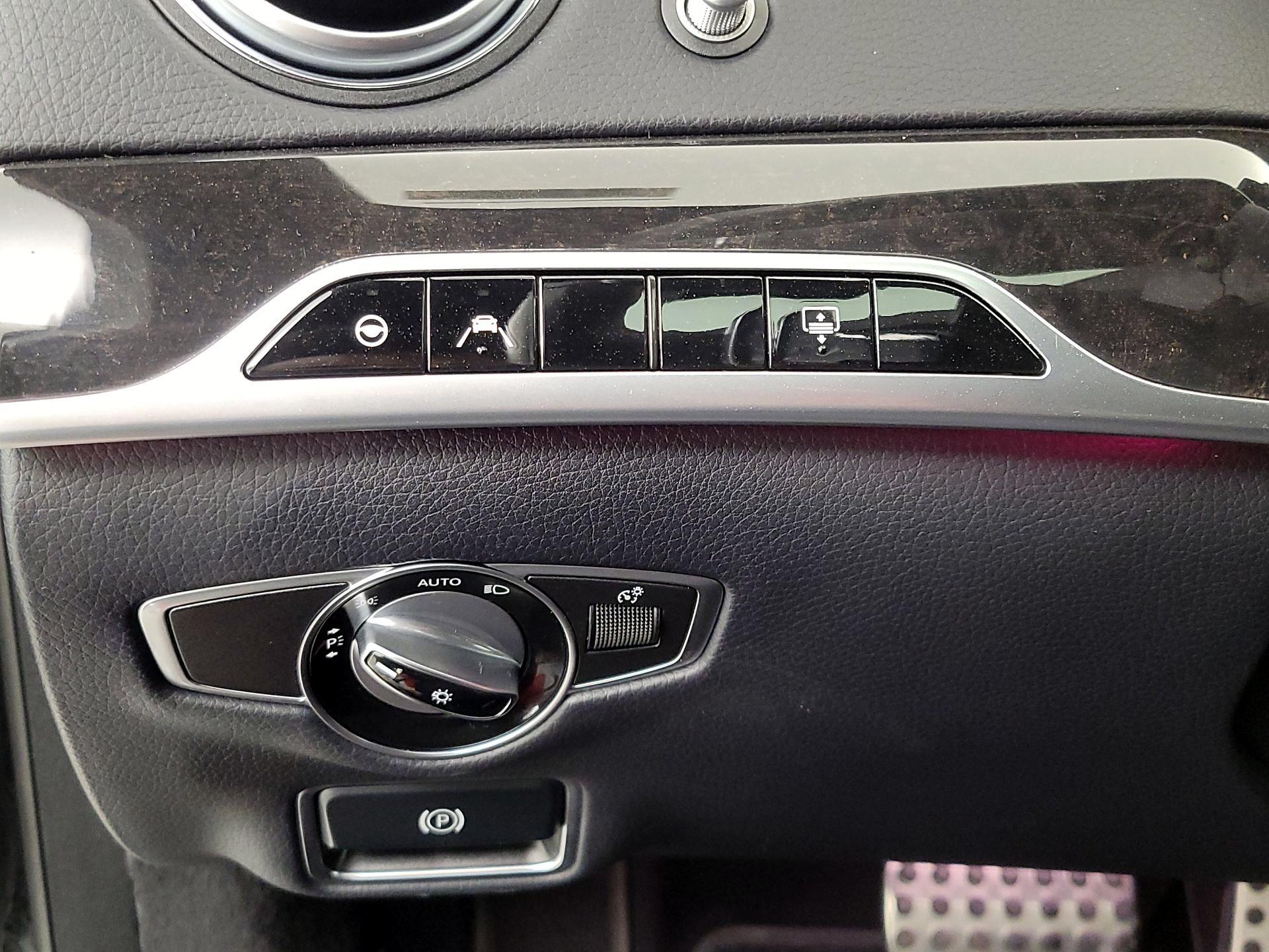 Thumbnail: 2019 Mercedes-Benz S-Class - 13