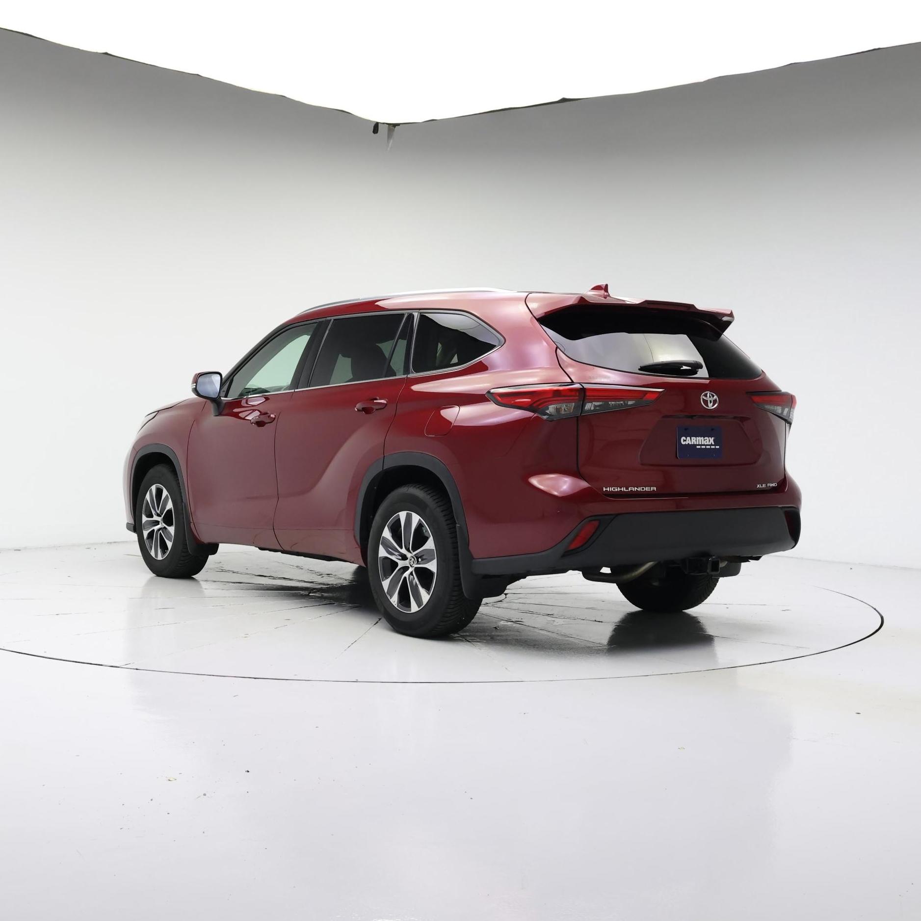 Thumbnail: 2021 Toyota Highlander - 2