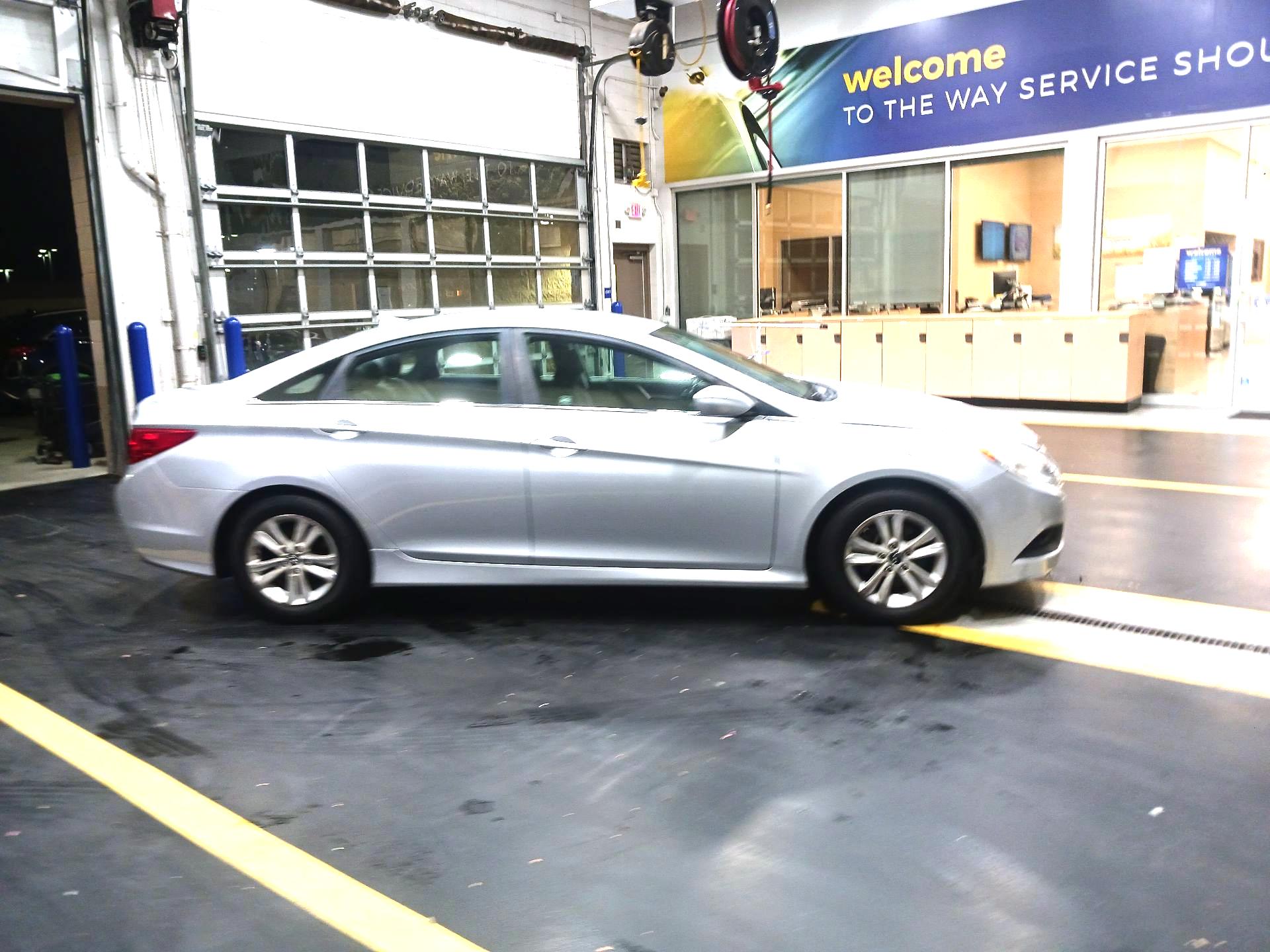 Thumbnail: 2014 Hyundai Sonata - 4