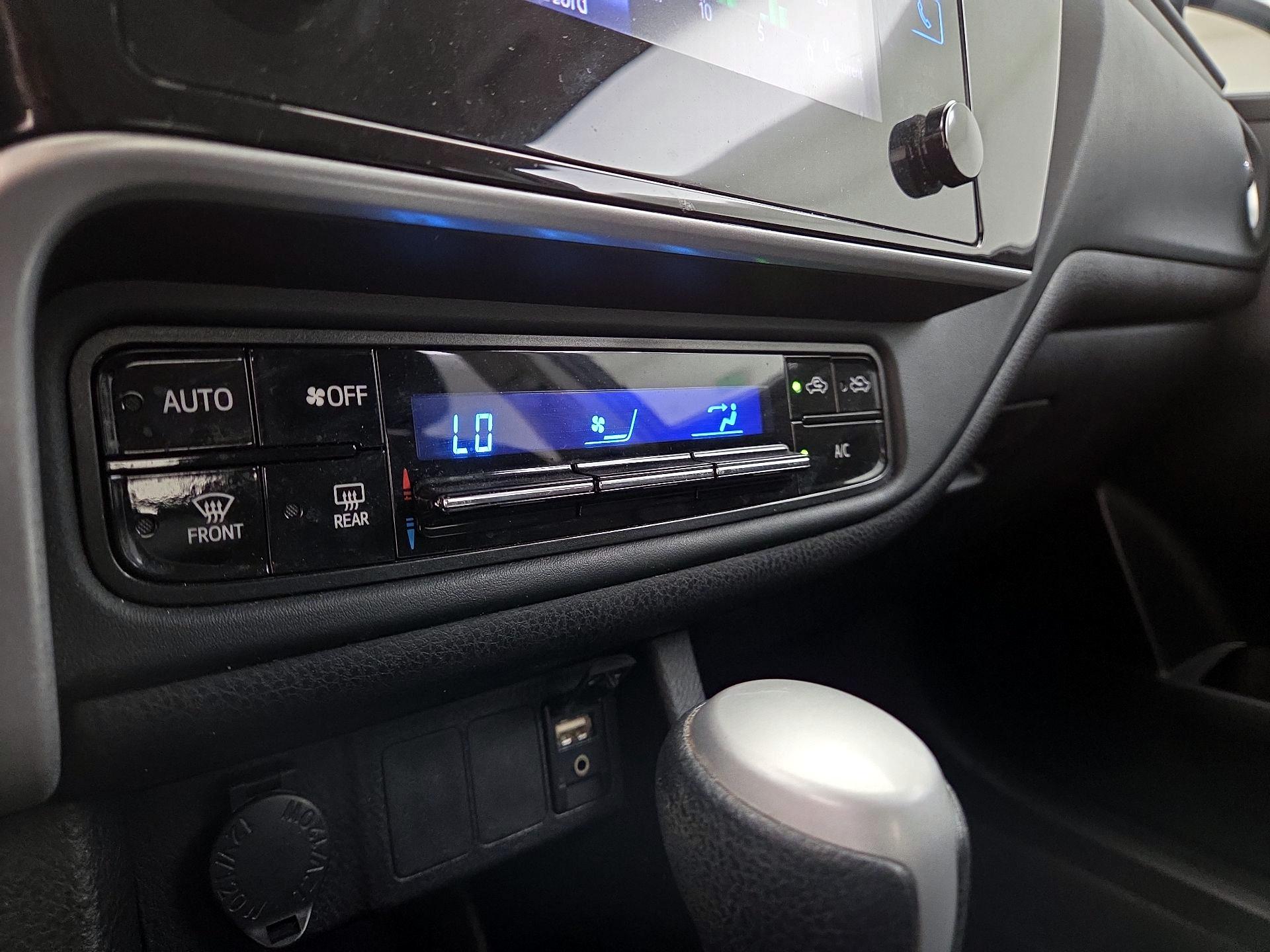 Thumbnail: 2019 Toyota Corolla - 16