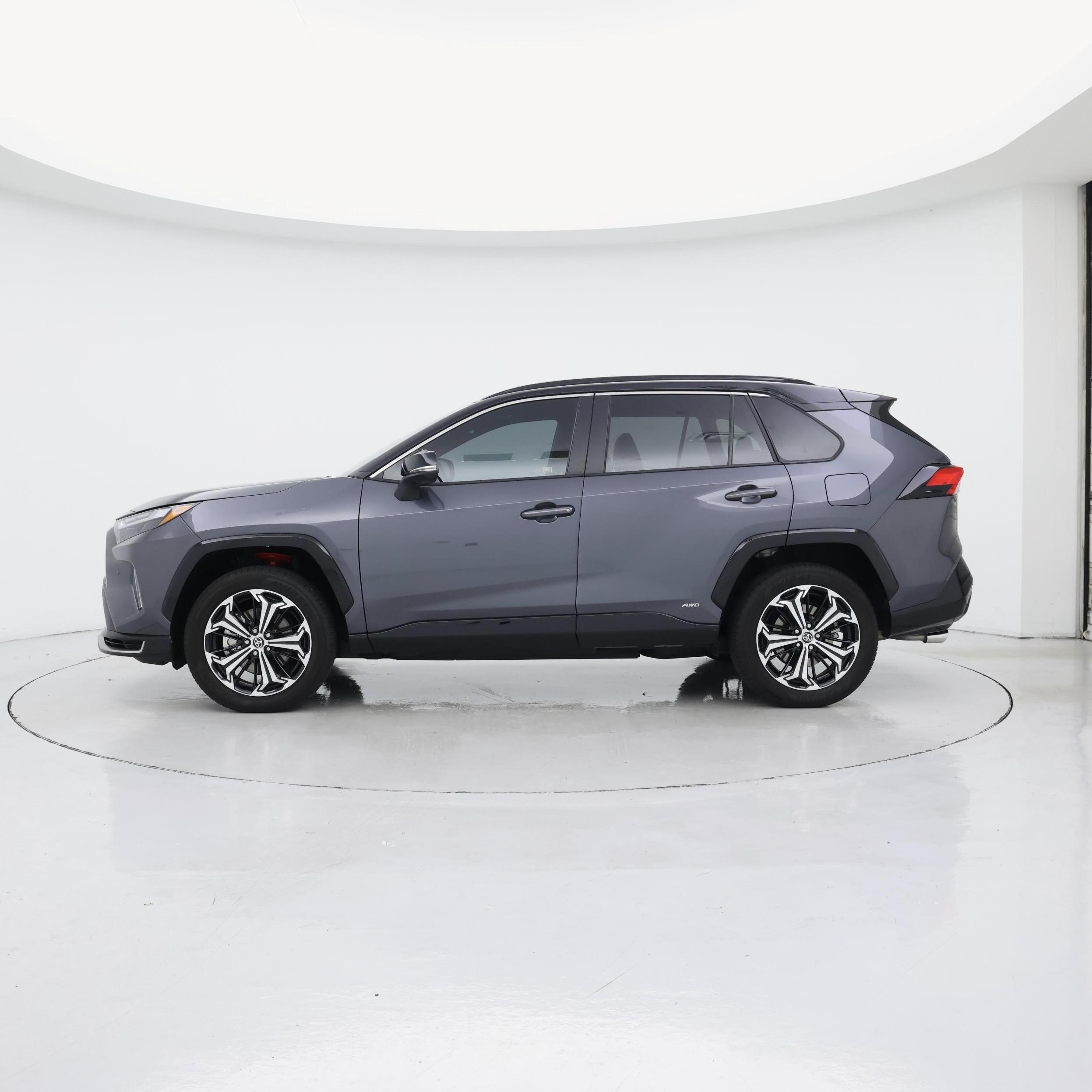 Thumbnail: 2025 Toyota RAV4 - 3