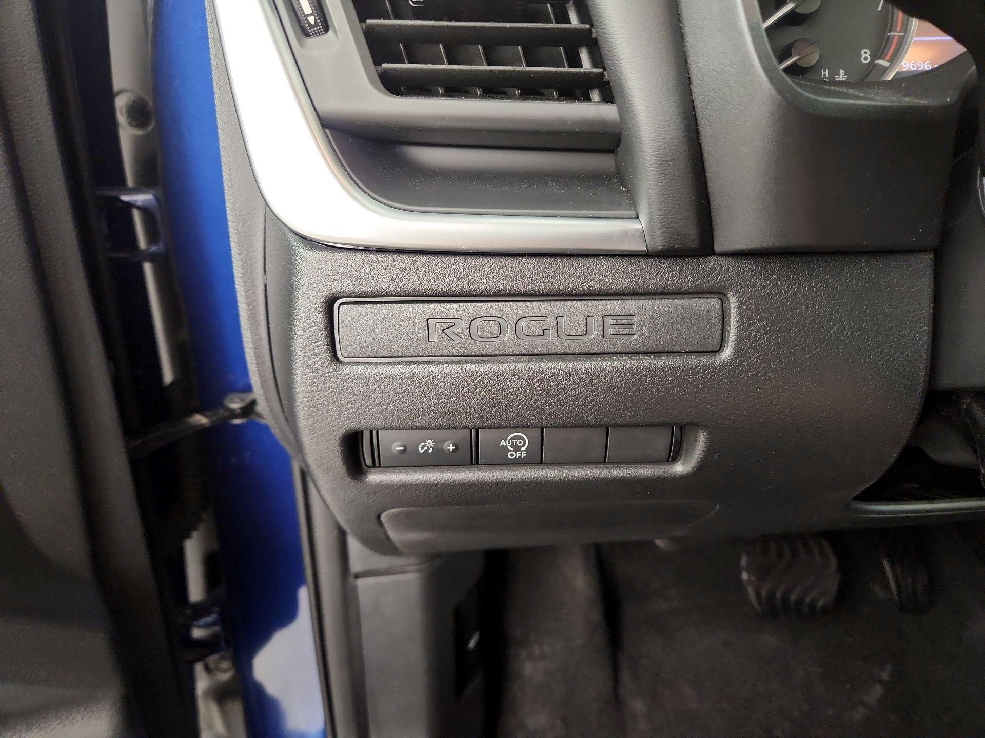 Thumbnail: 2023 Nissan Rogue - 13