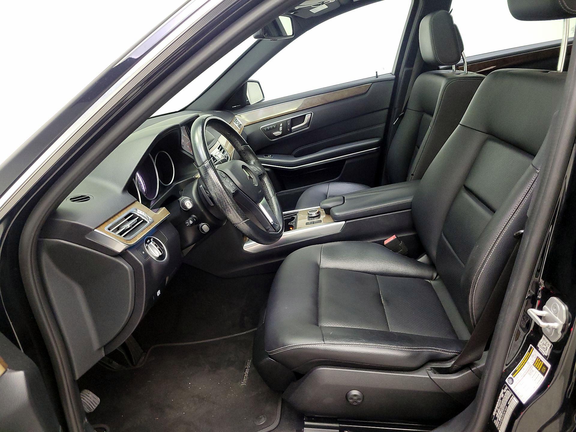 Thumbnail: 2016 Mercedes-Benz E-Class - 11