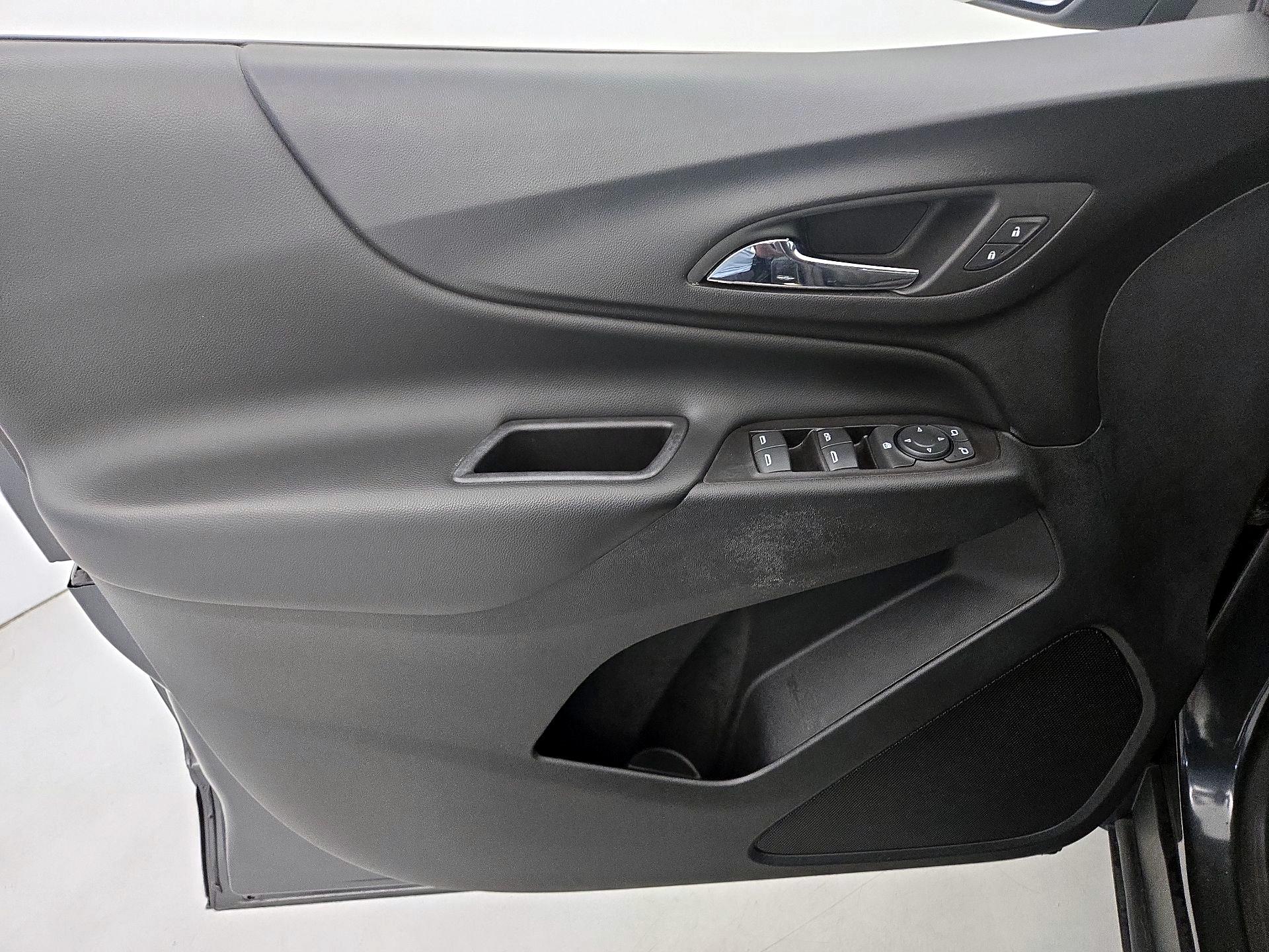Thumbnail: 2019 Chevrolet Equinox - 12
