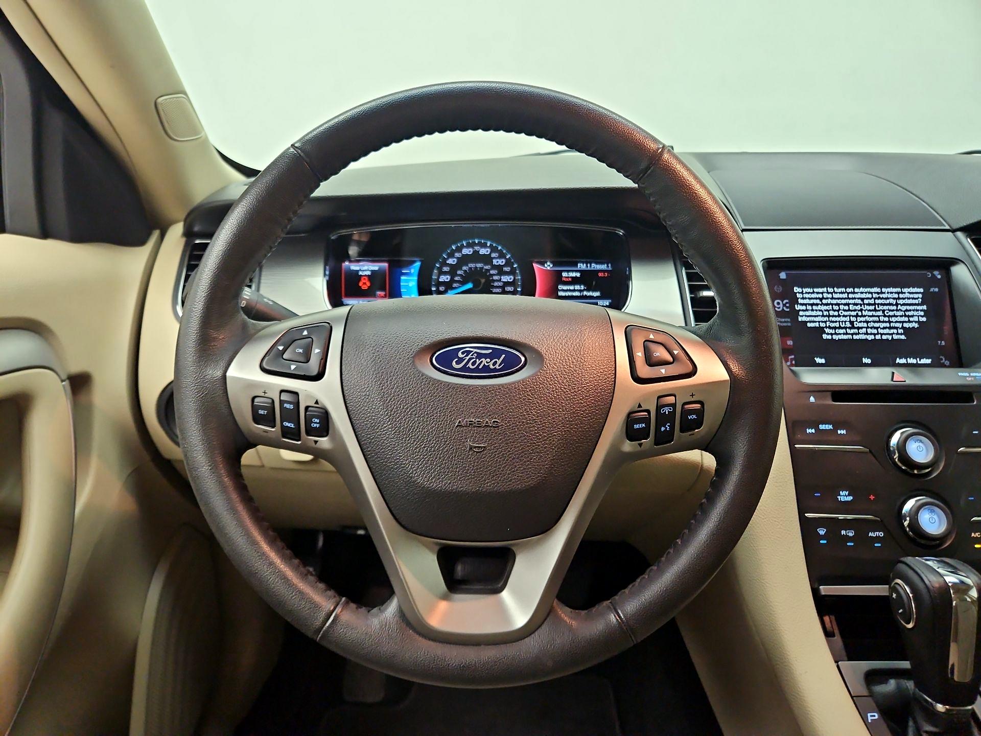 Thumbnail: 2017 Ford Taurus - 10