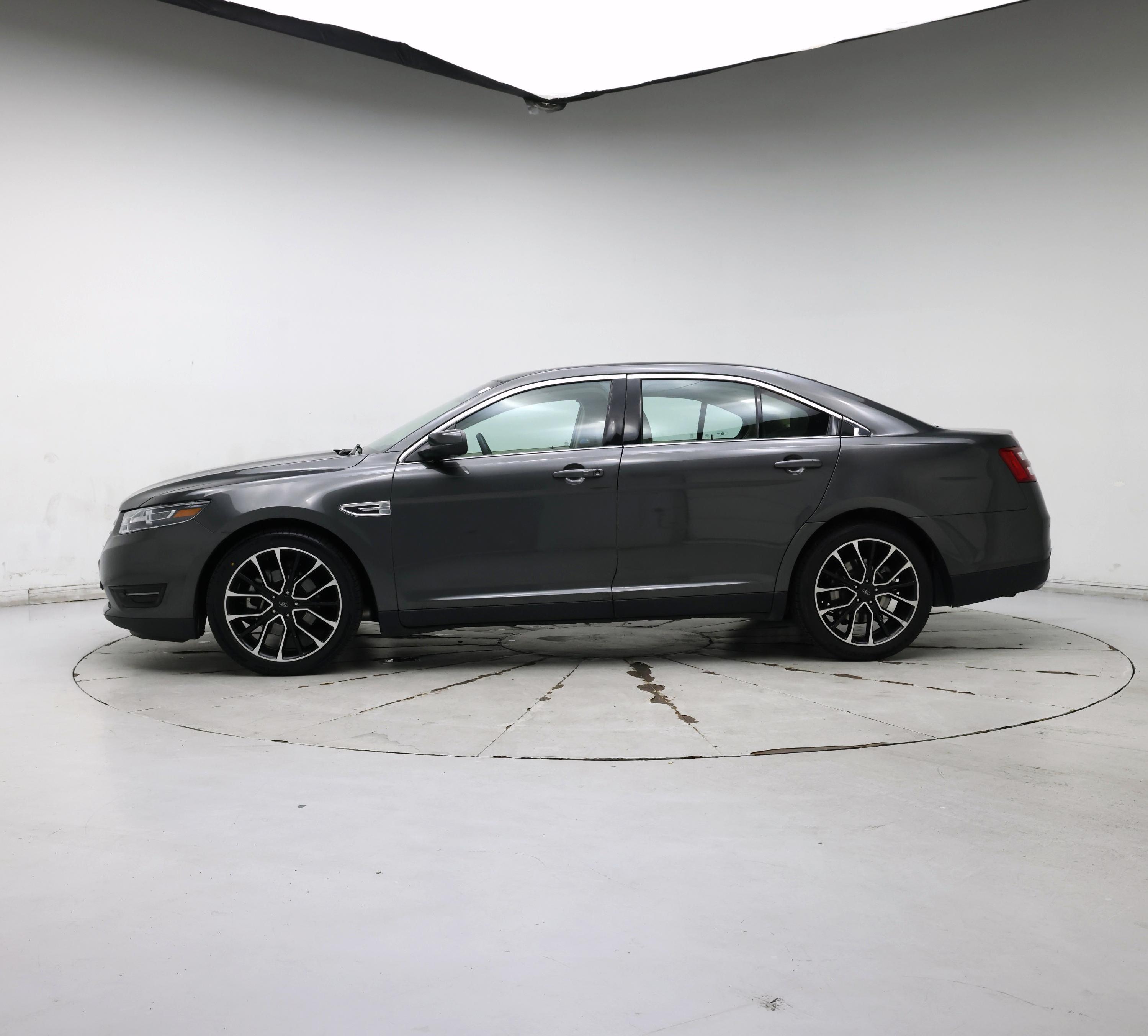 Thumbnail: 2017 Ford Taurus - 3