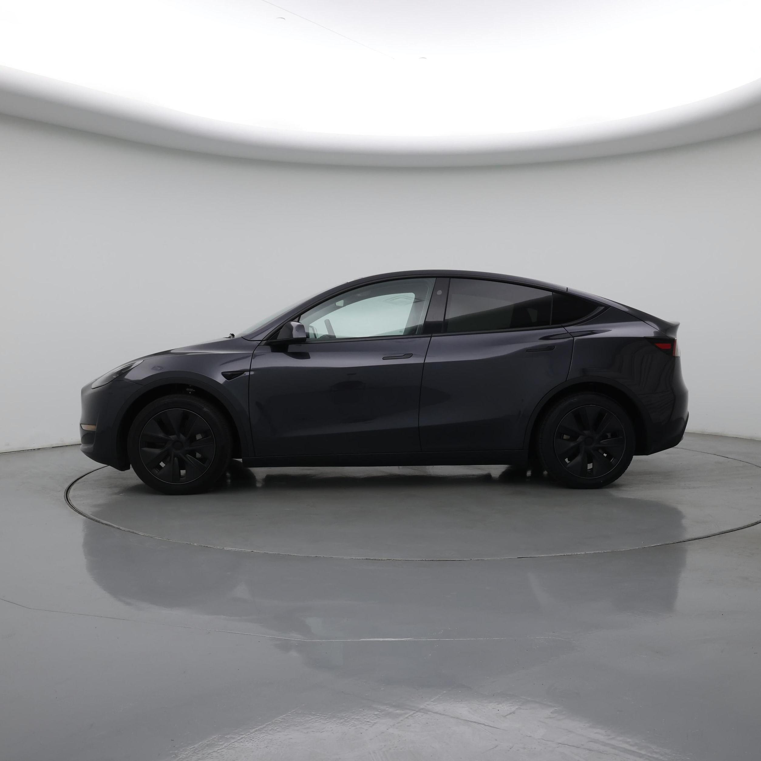 Thumbnail: 2025 Tesla Model Y - 3