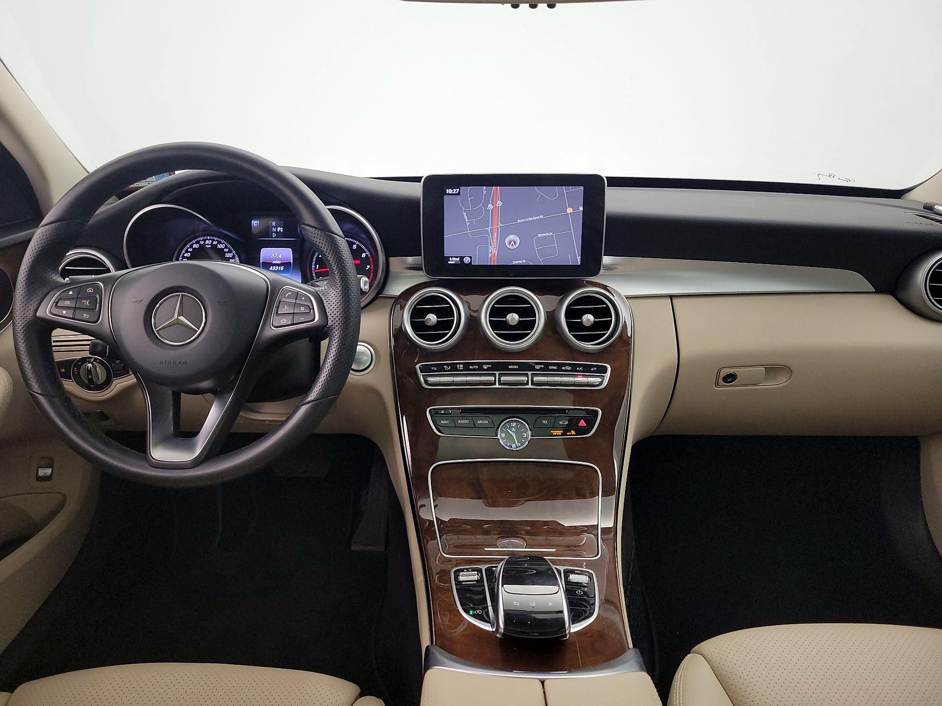 Thumbnail: 2016 Mercedes-Benz C-Class - 9