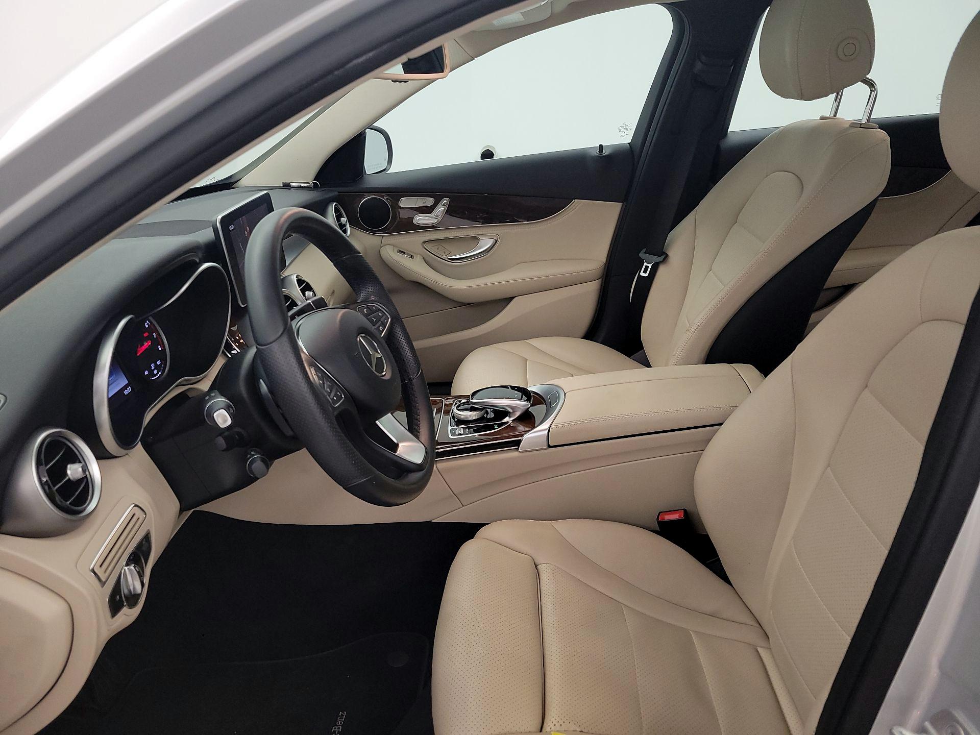 Thumbnail: 2016 Mercedes-Benz C-Class - 11