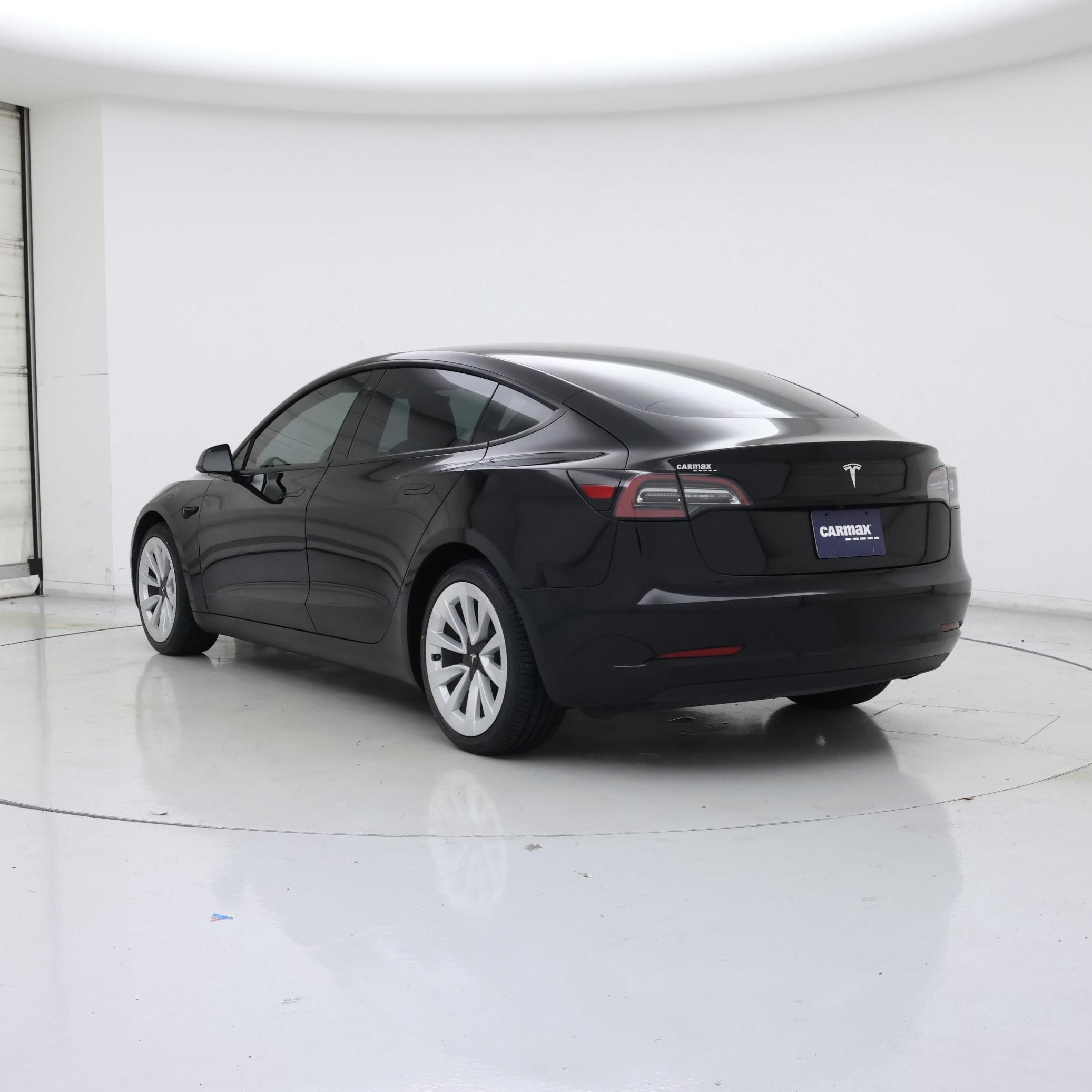 Thumbnail: 2023 Tesla Model 3 - 2