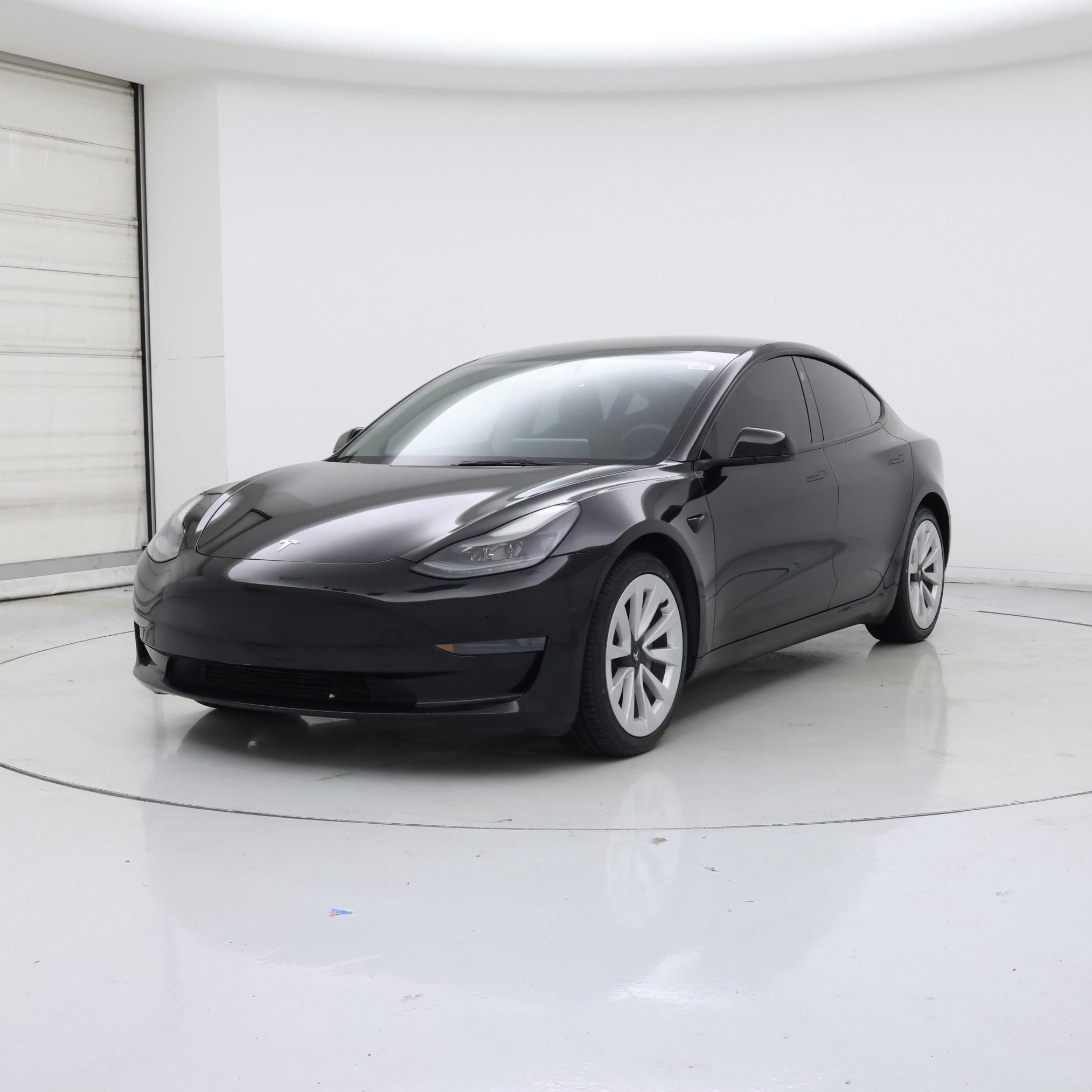 Thumbnail: 2023 Tesla Model 3 - 4