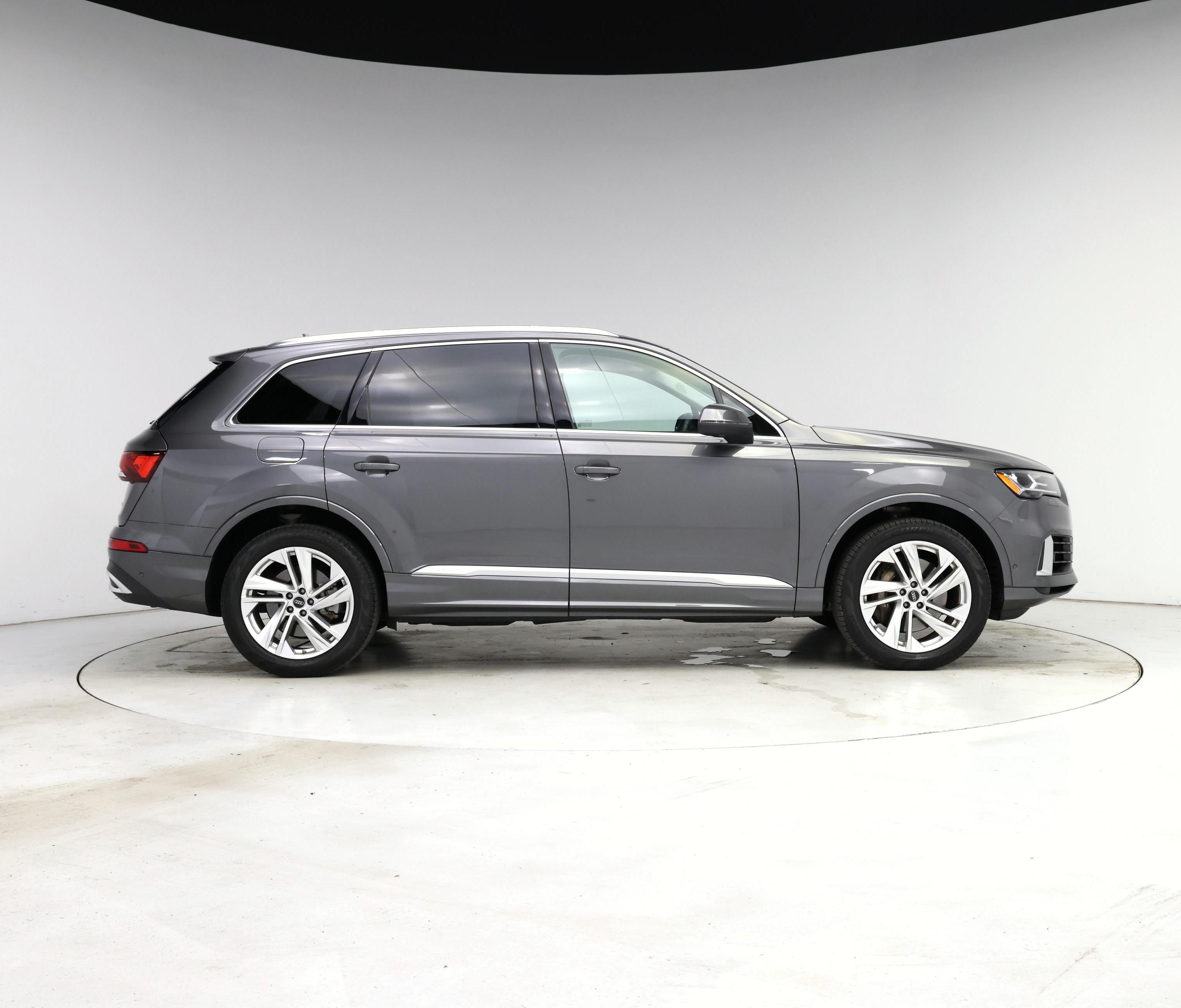 Thumbnail: 2023 Audi Q7 - 7
