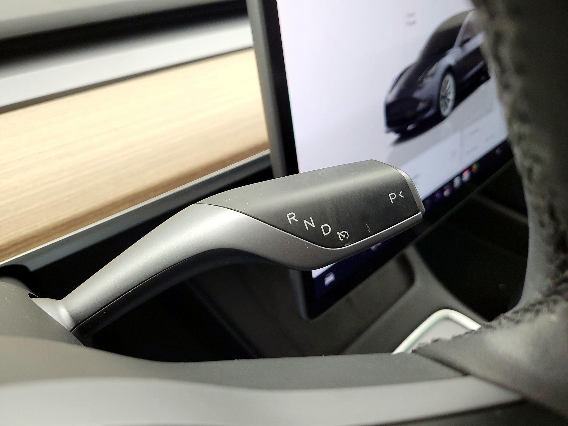 Thumbnail: 2023 Tesla Model 3 - 18
