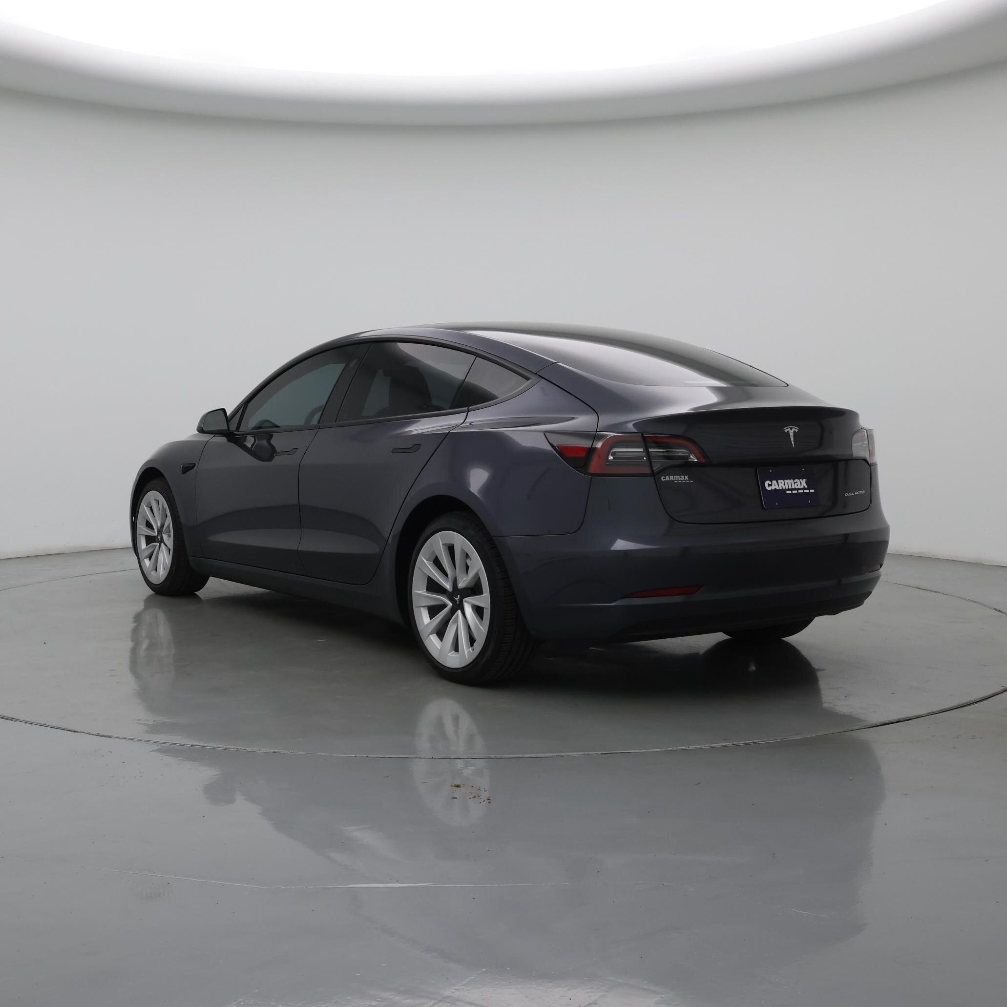 Thumbnail: 2023 Tesla Model 3 - 2