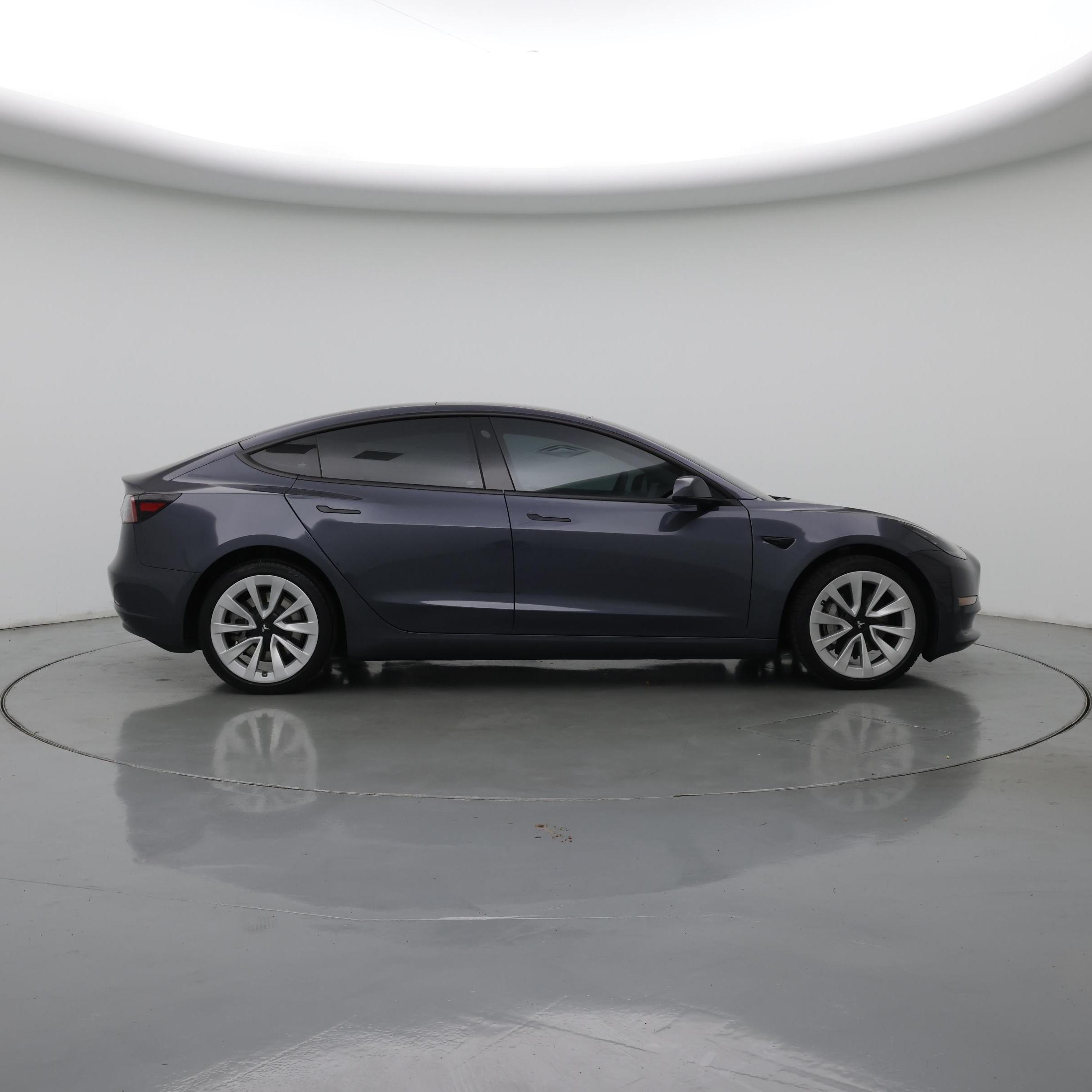Thumbnail: 2023 Tesla Model 3 - 7