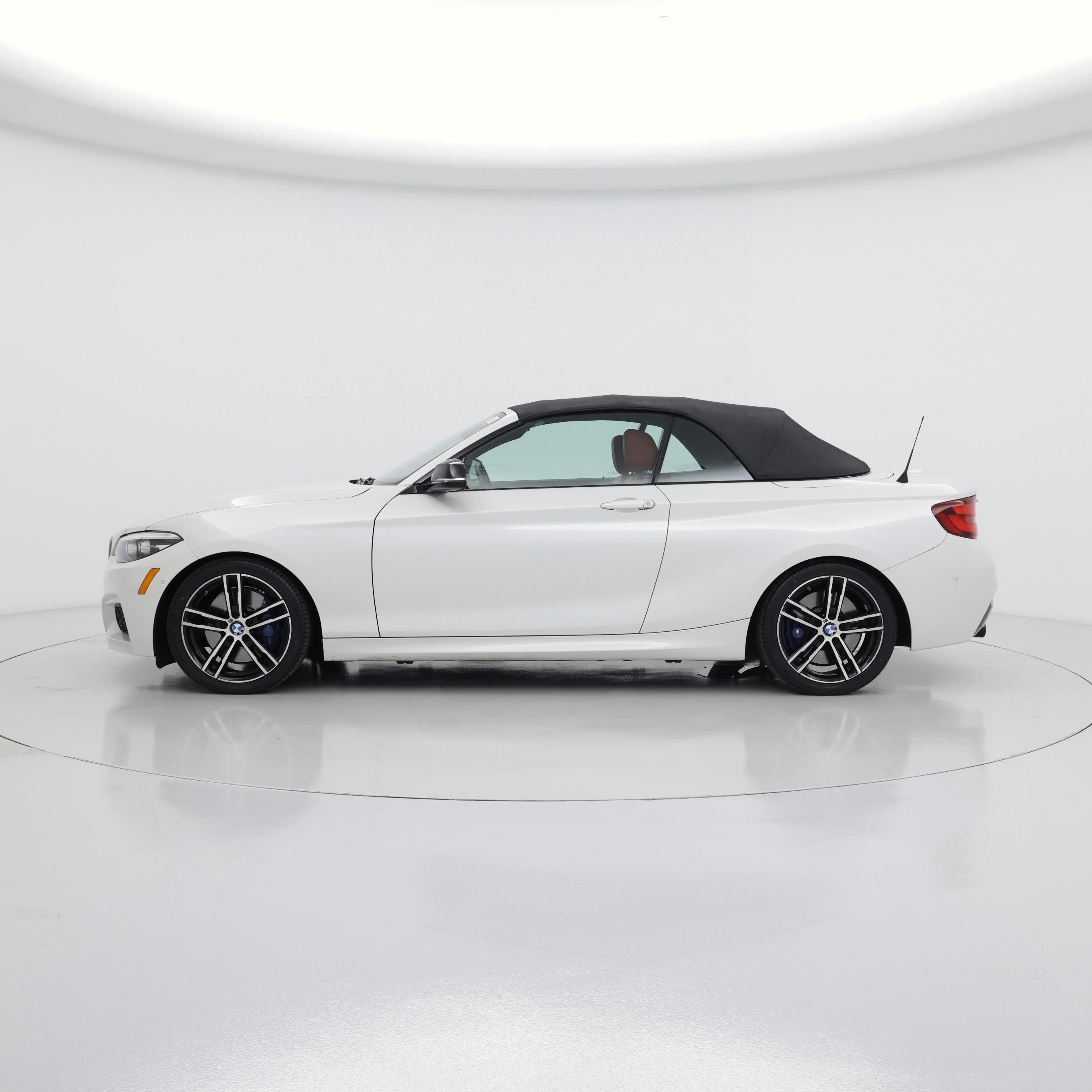 Thumbnail: 2021 BMW 2 Series - 3