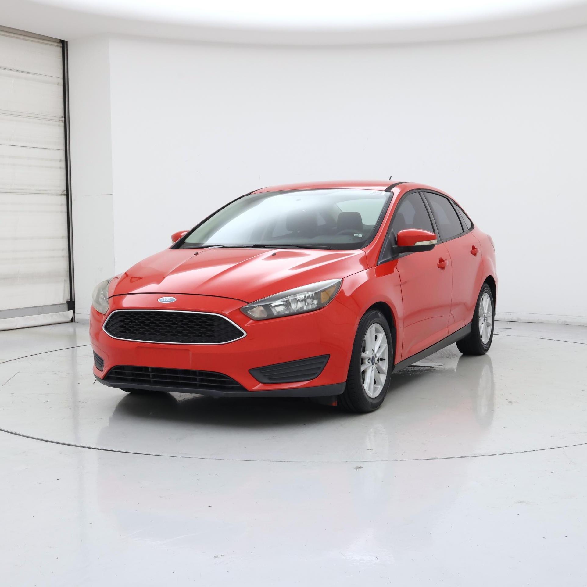 Thumbnail: 2015 Ford Focus - 4