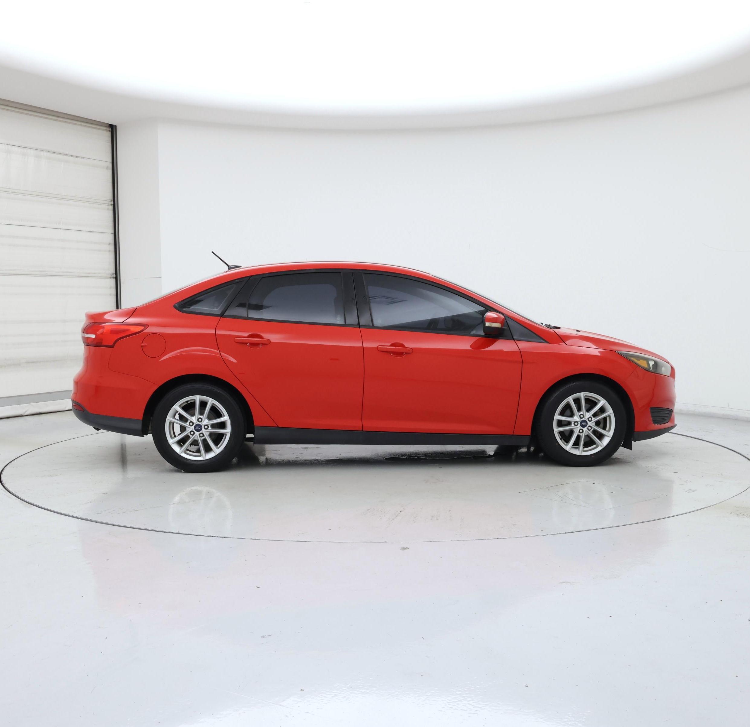 Thumbnail: 2015 Ford Focus - 7