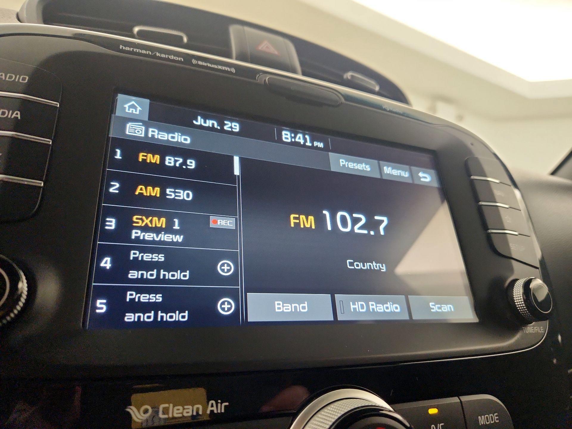 Thumbnail: 2018 Kia Soul - 16