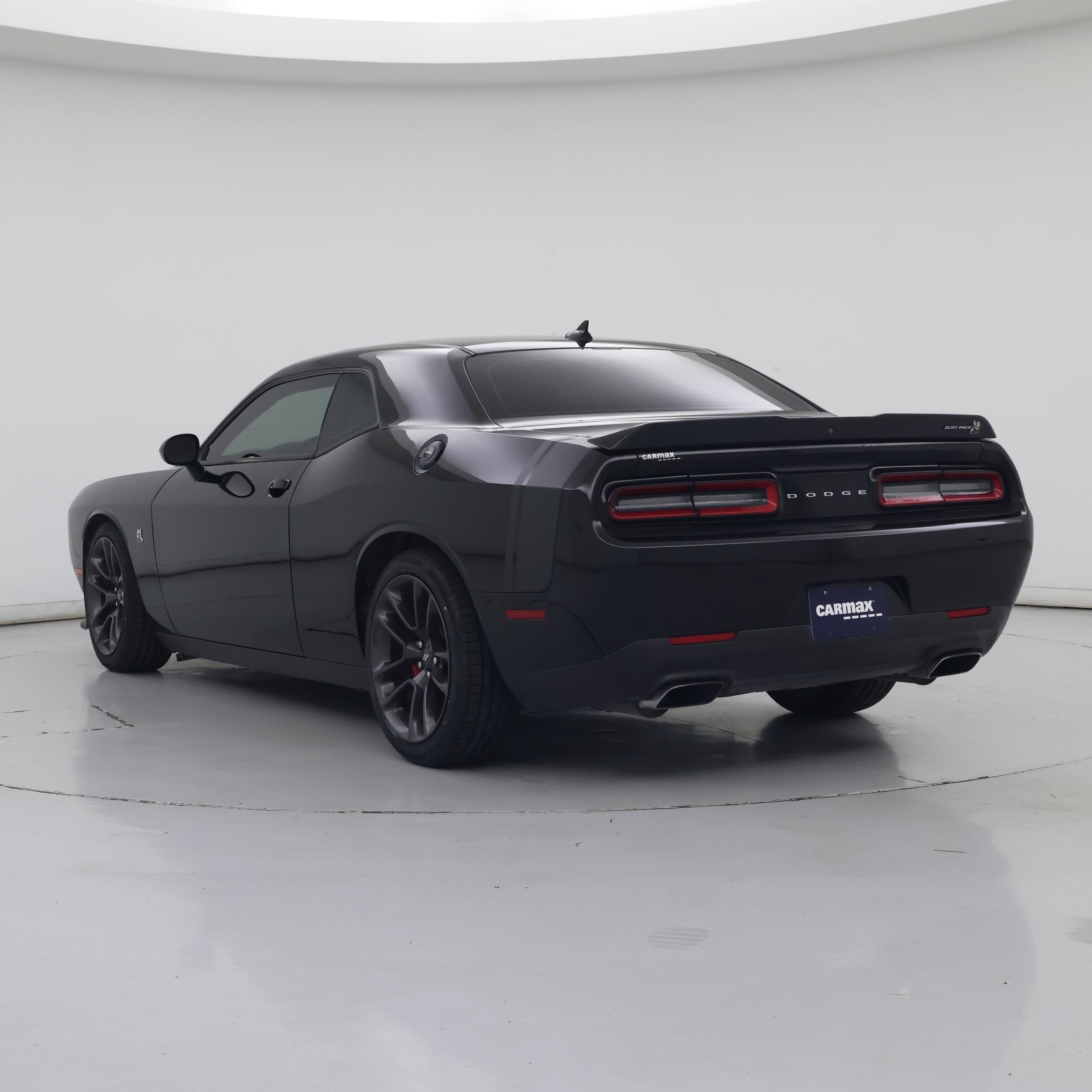 Thumbnail: 2022 Dodge Challenger - 2