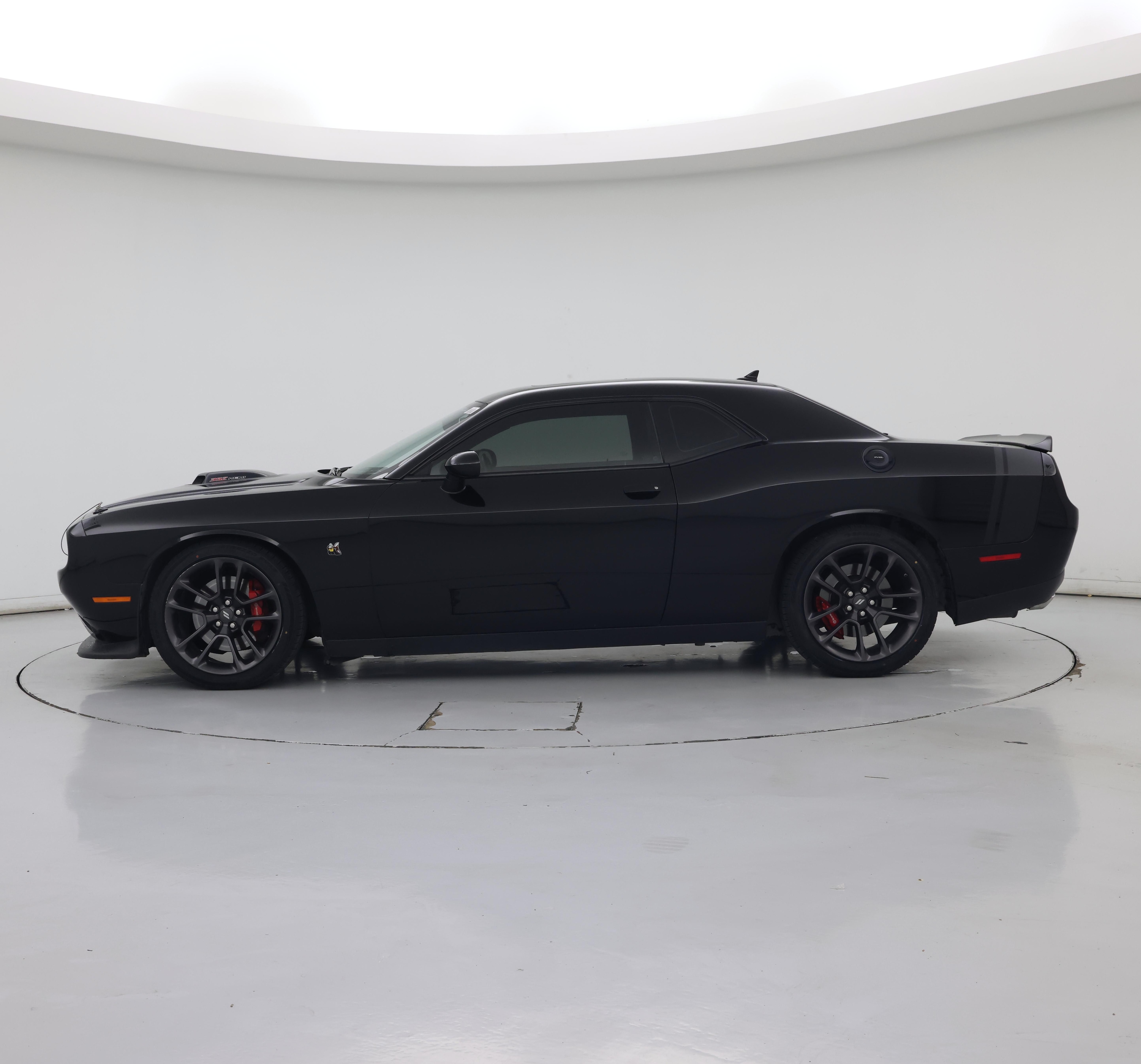 Thumbnail: 2022 Dodge Challenger - 3