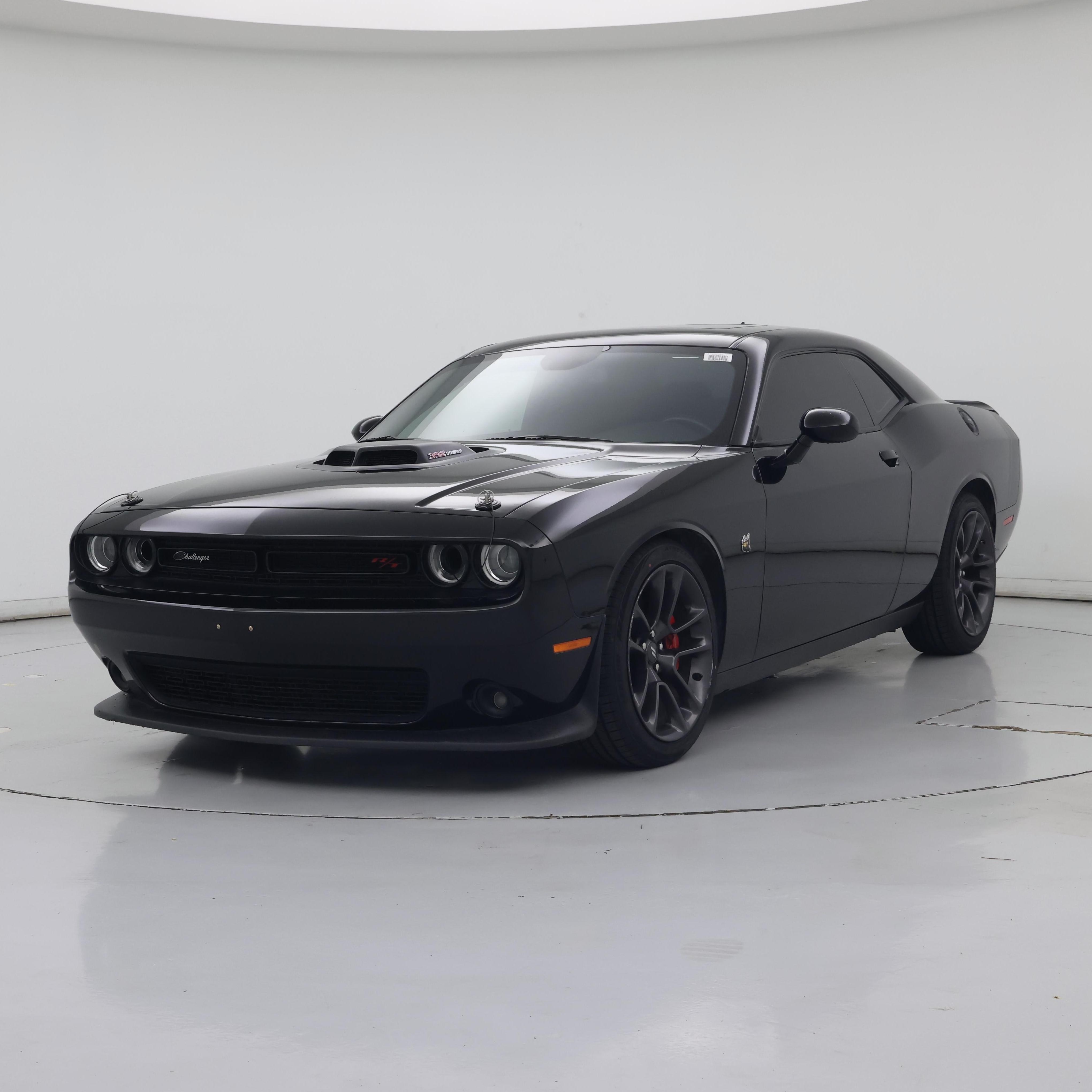 Thumbnail: 2022 Dodge Challenger - 4