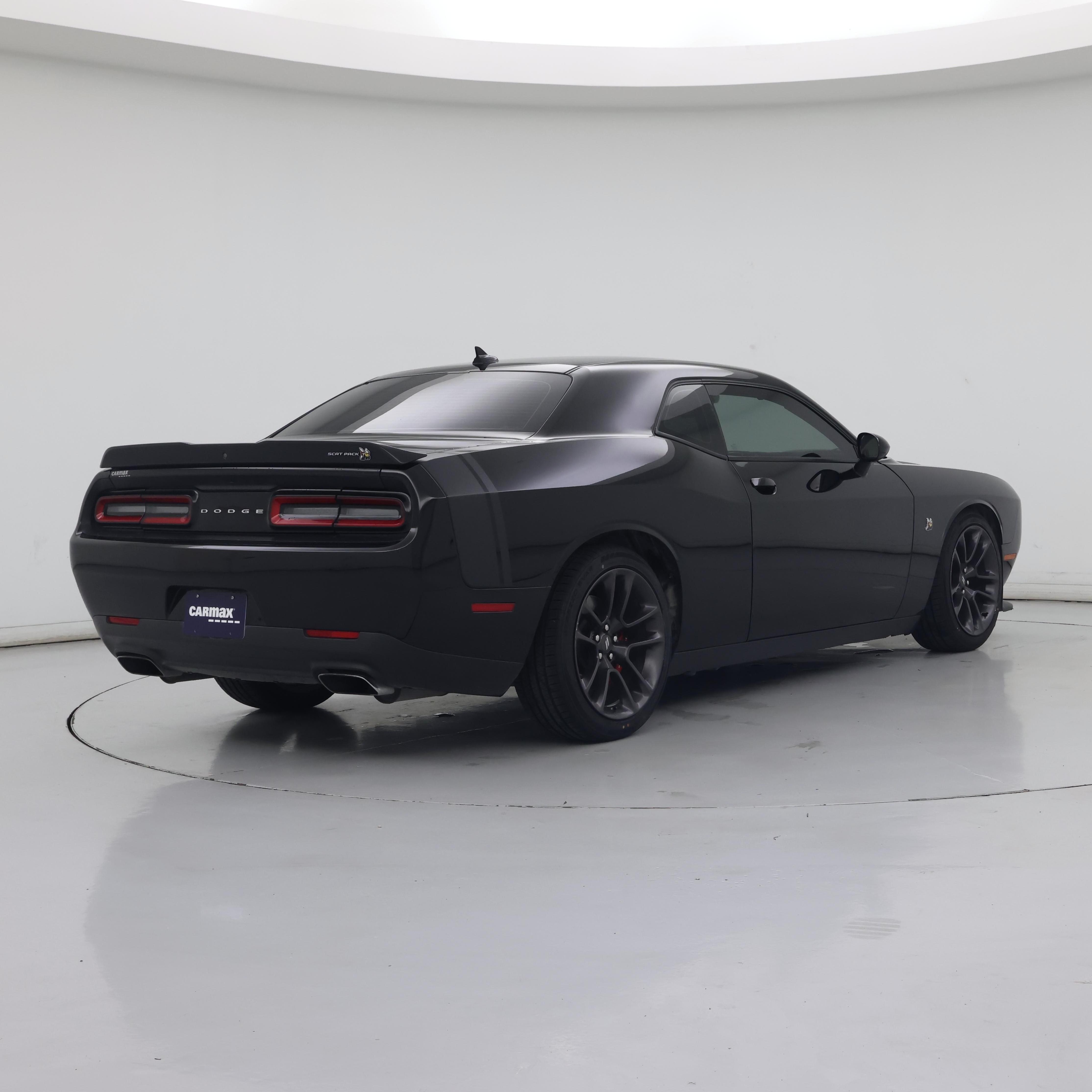 Thumbnail: 2022 Dodge Challenger - 8