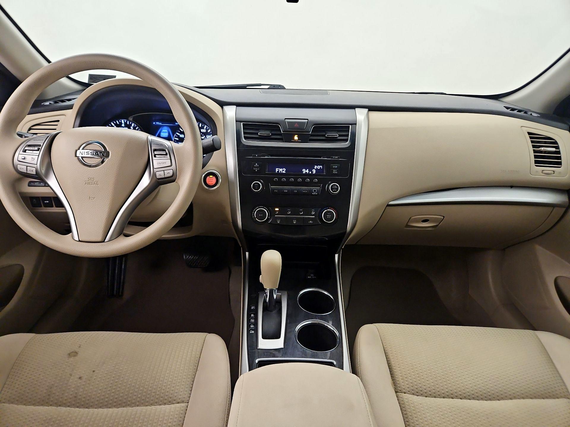 Thumbnail: 2014 Nissan Altima - 9