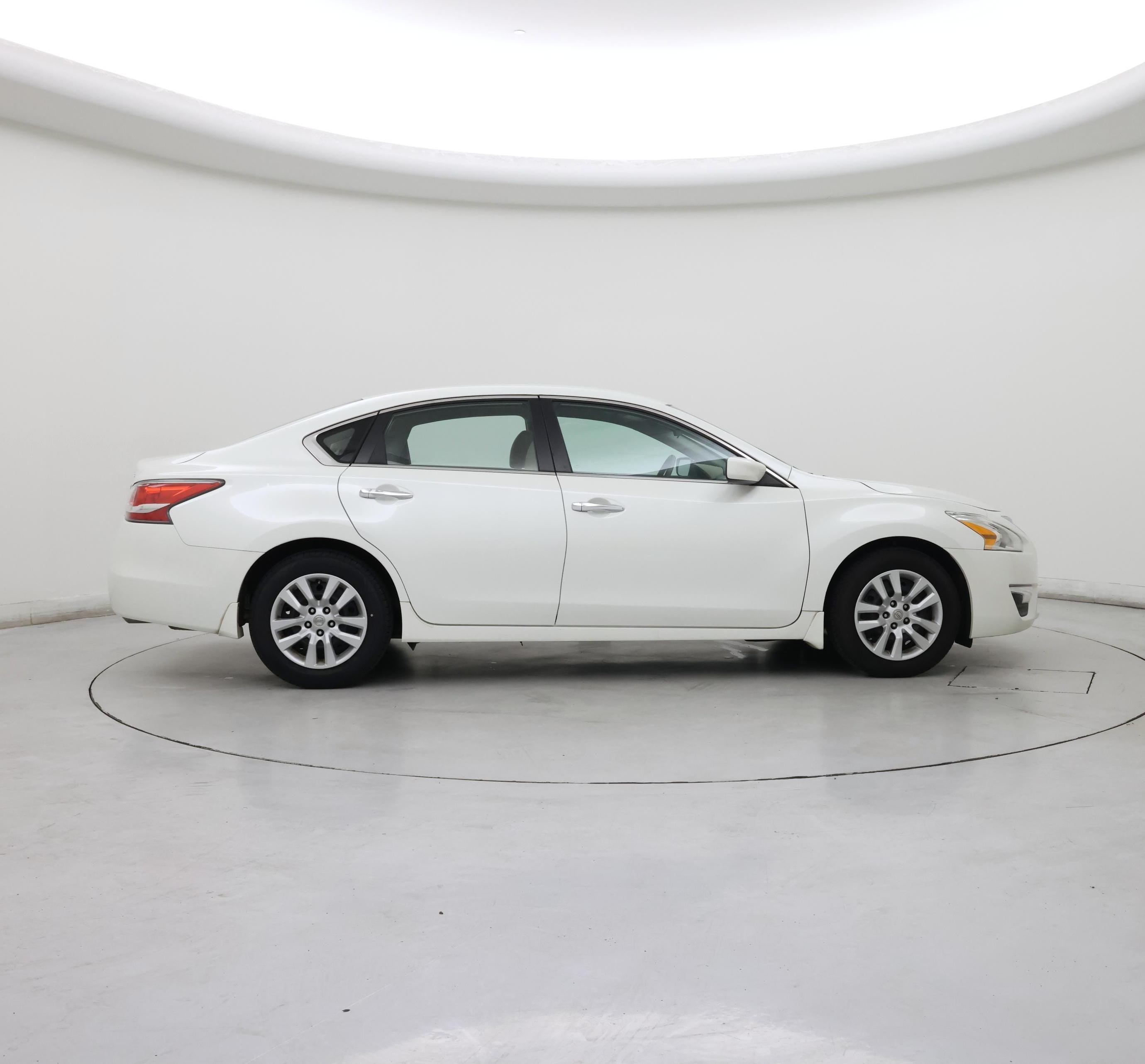 Thumbnail: 2014 Nissan Altima - 7