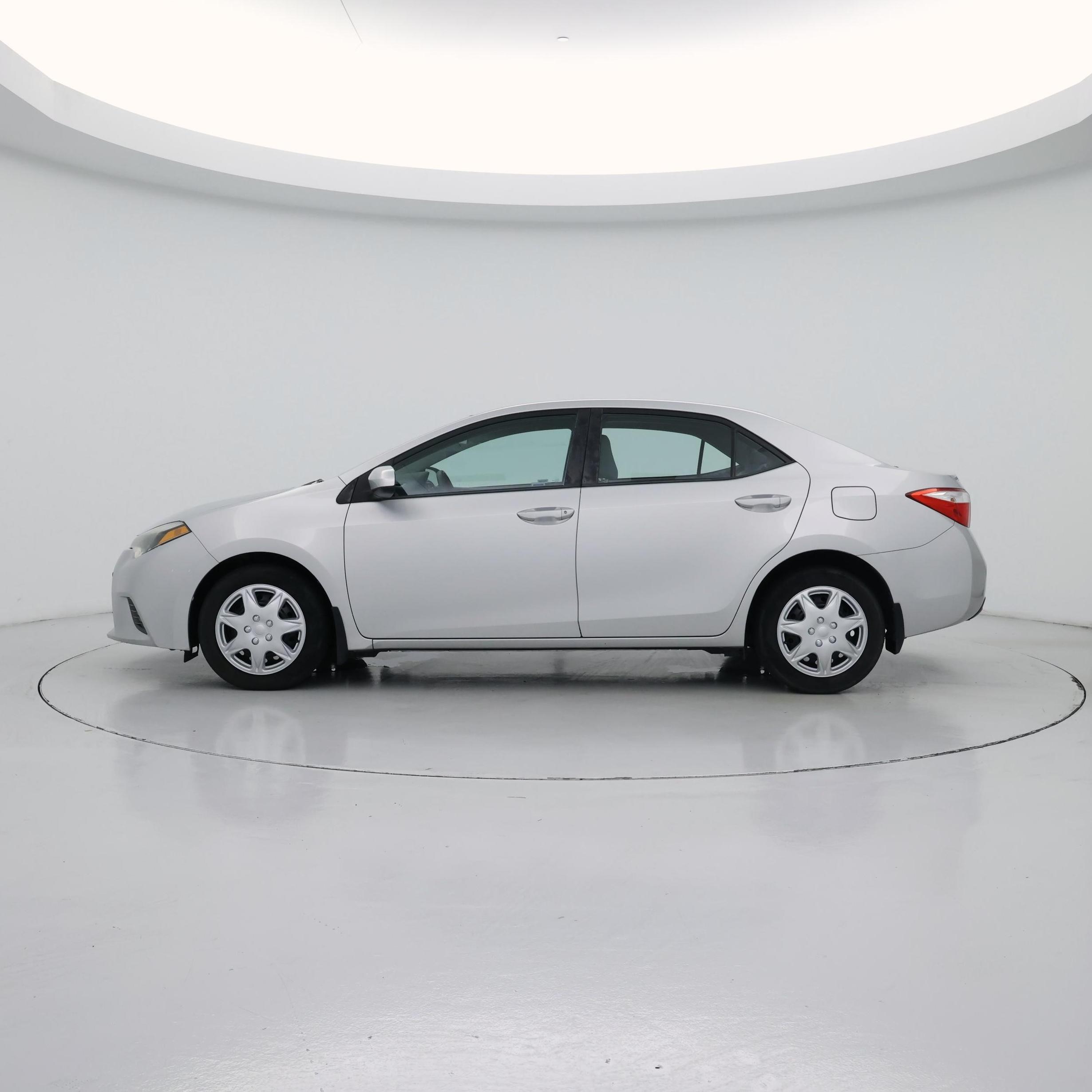 Thumbnail: 2016 Toyota Corolla - 3