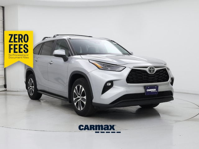 Silver 2023 Toyota Highlander SUV / Crossover All-Wheel Drive Automatic