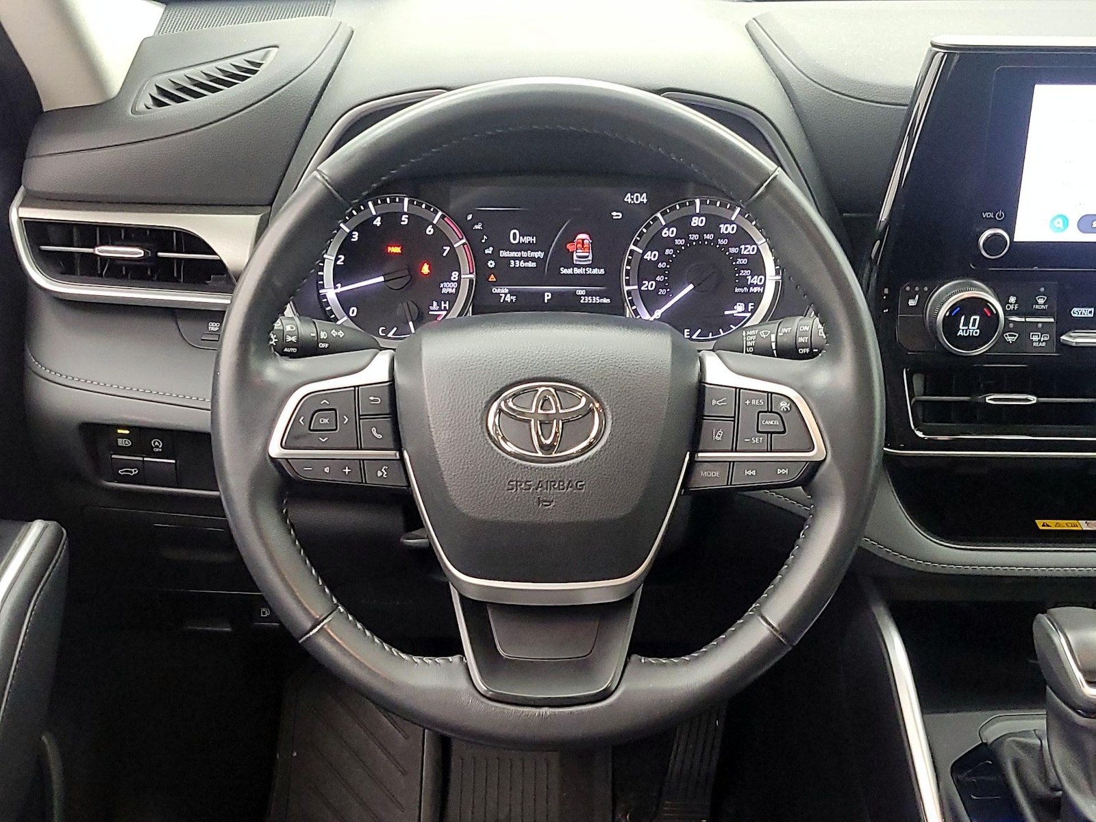 2023 Toyota Highlander XLE - Photo 11