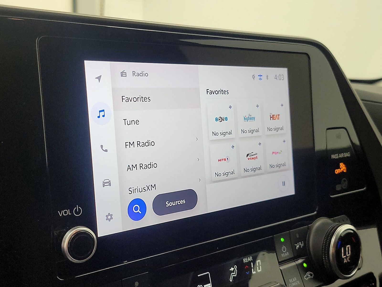 2023 Toyota Highlander XLE - Photo 16