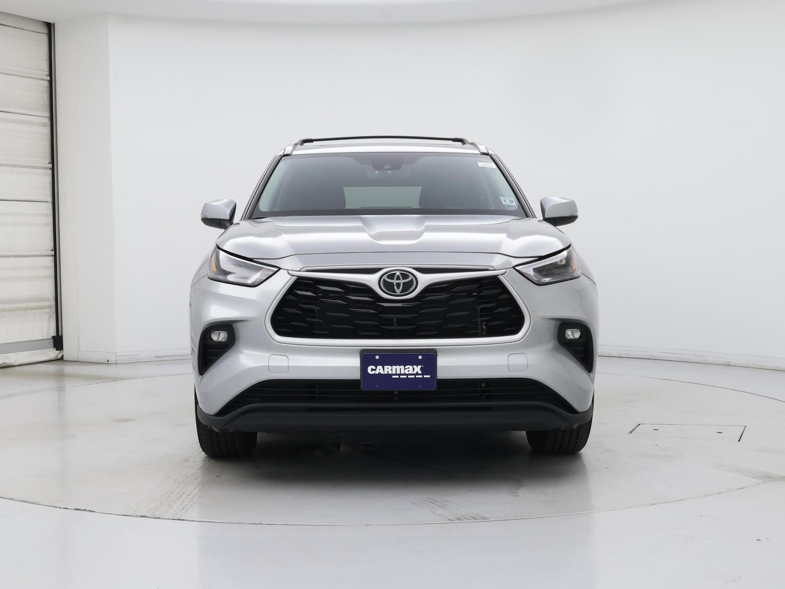 2023 Toyota Highlander XLE - Photo 6