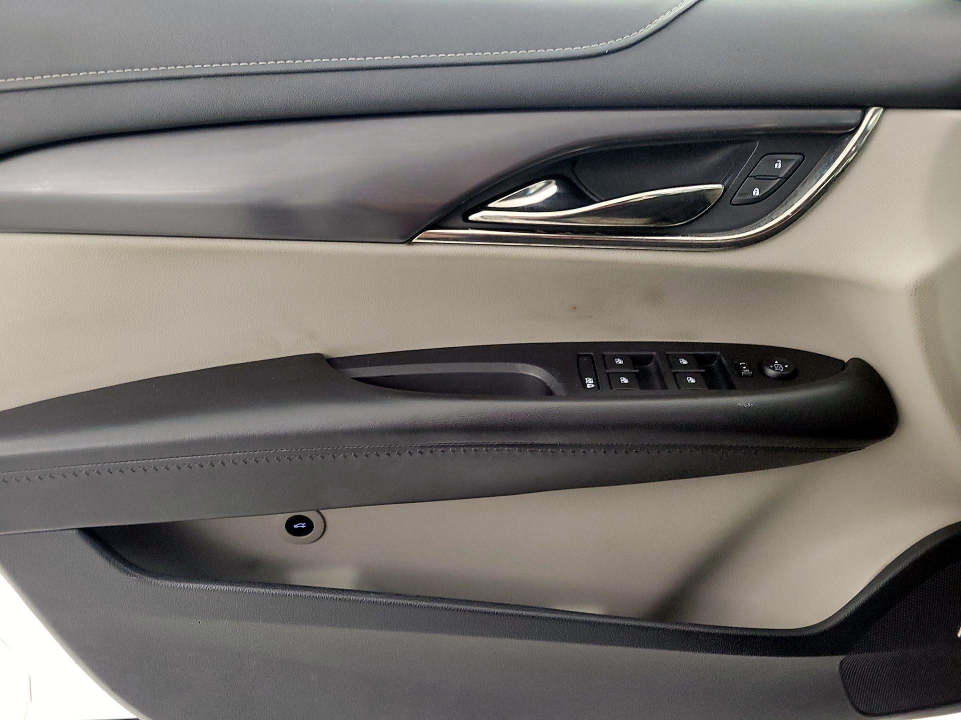 Thumbnail: 2015 Cadillac ATS - 12