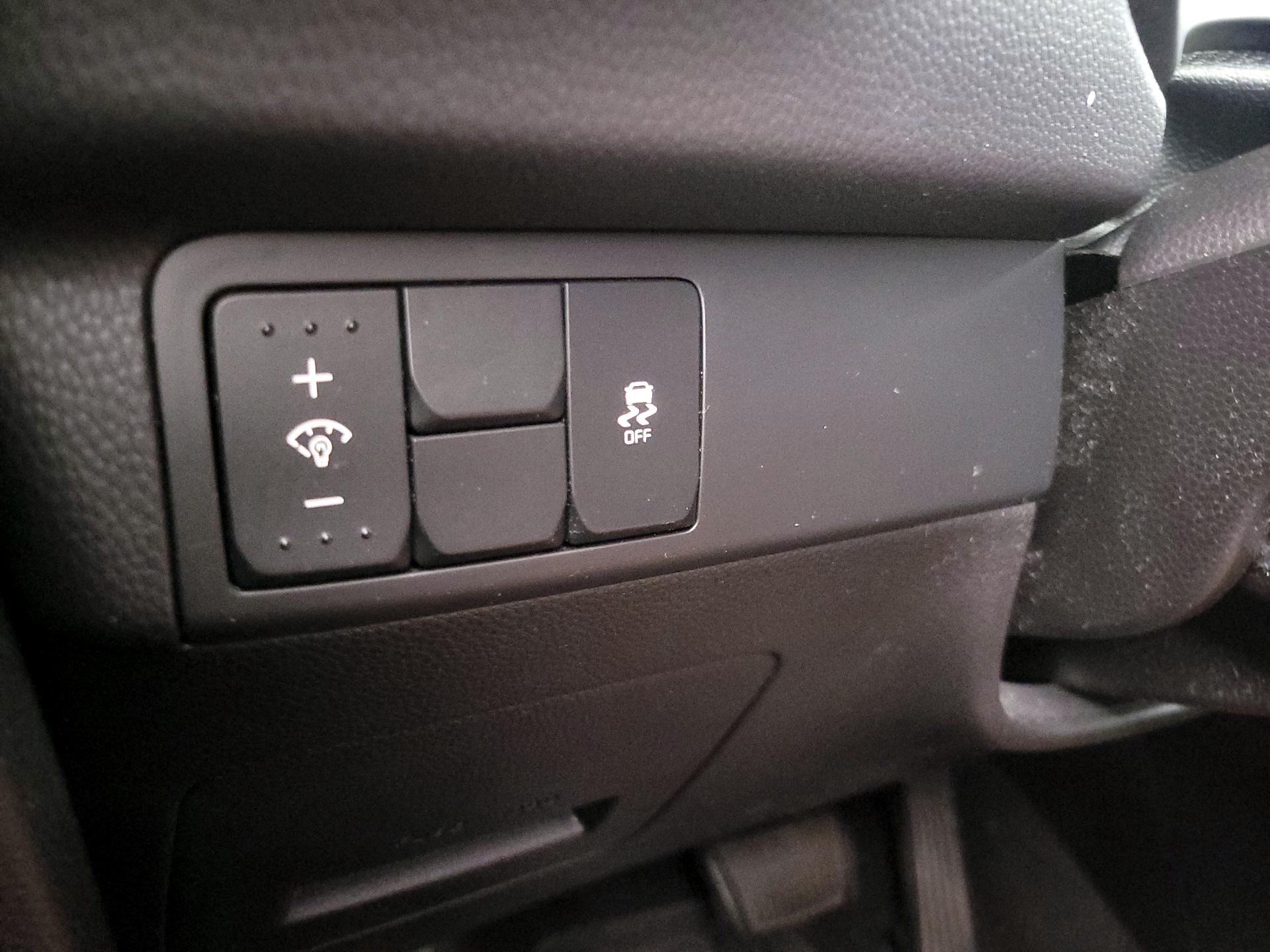 Thumbnail: 2014 Kia Soul - 13