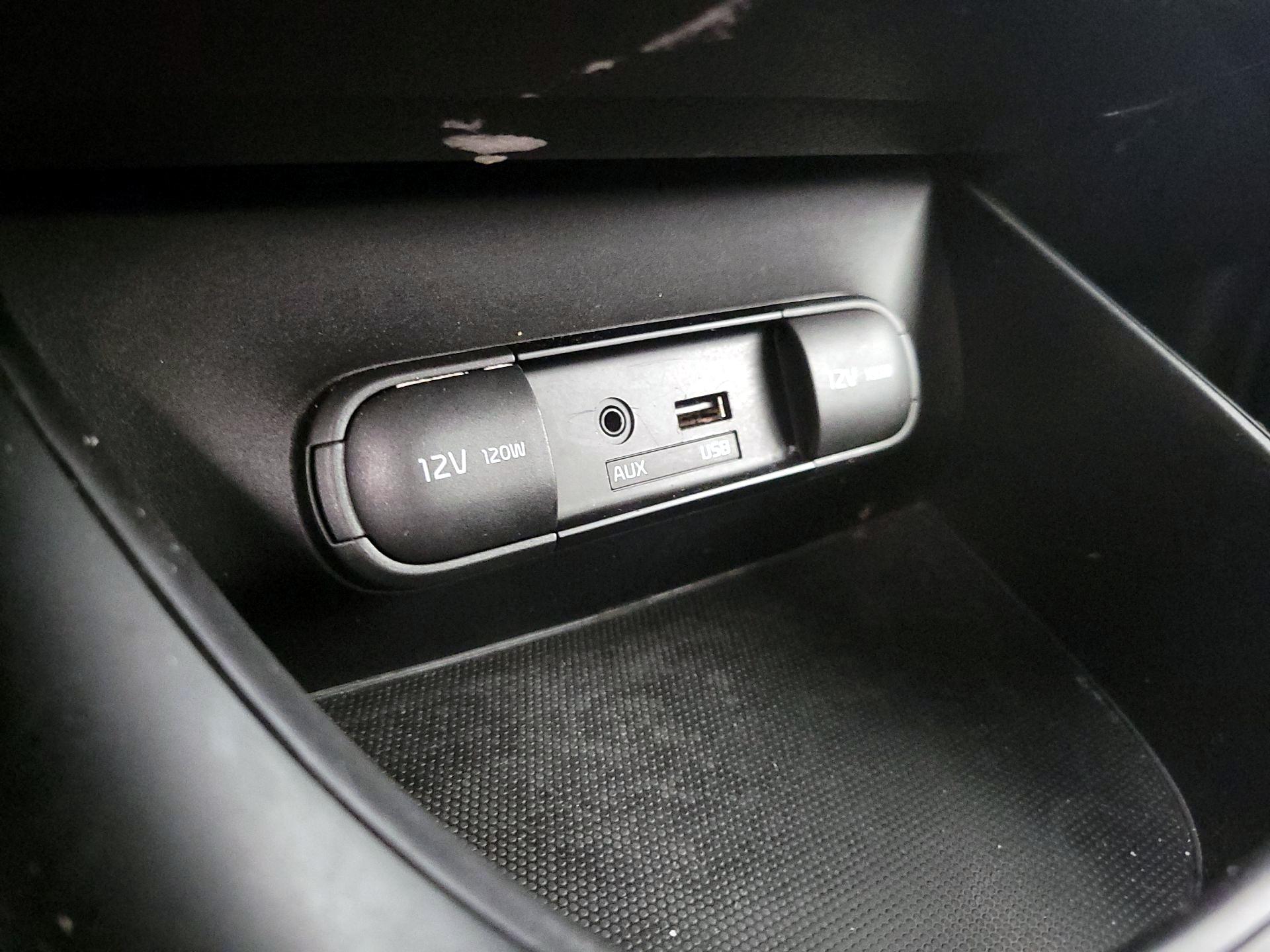 Thumbnail: 2014 Kia Soul - 17
