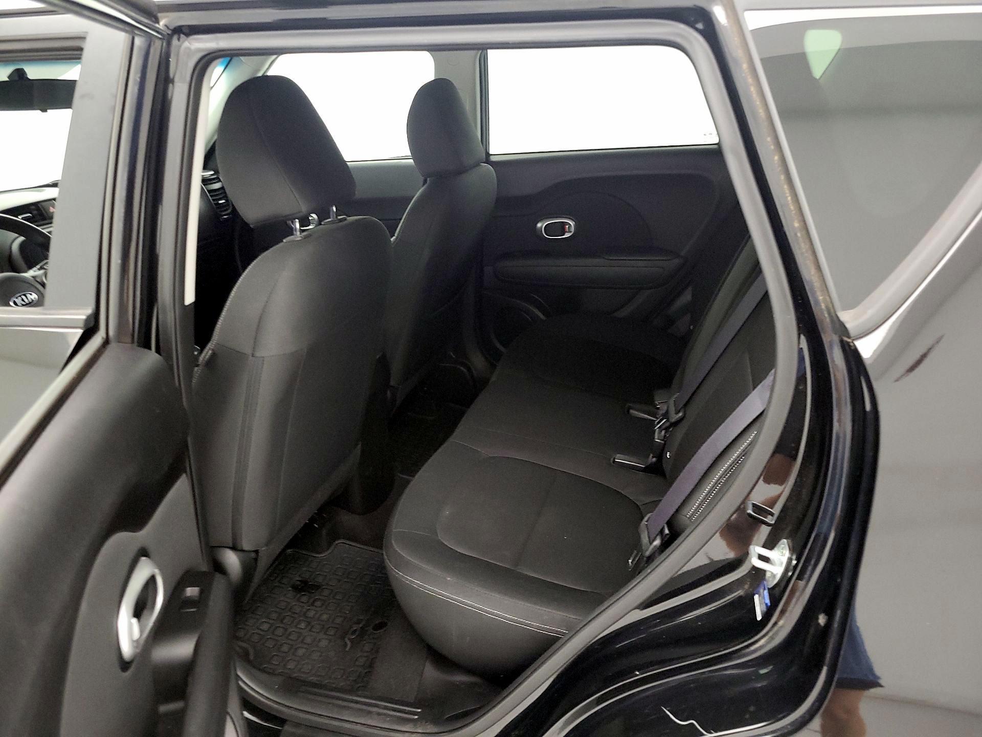 Thumbnail: 2014 Kia Soul - 18