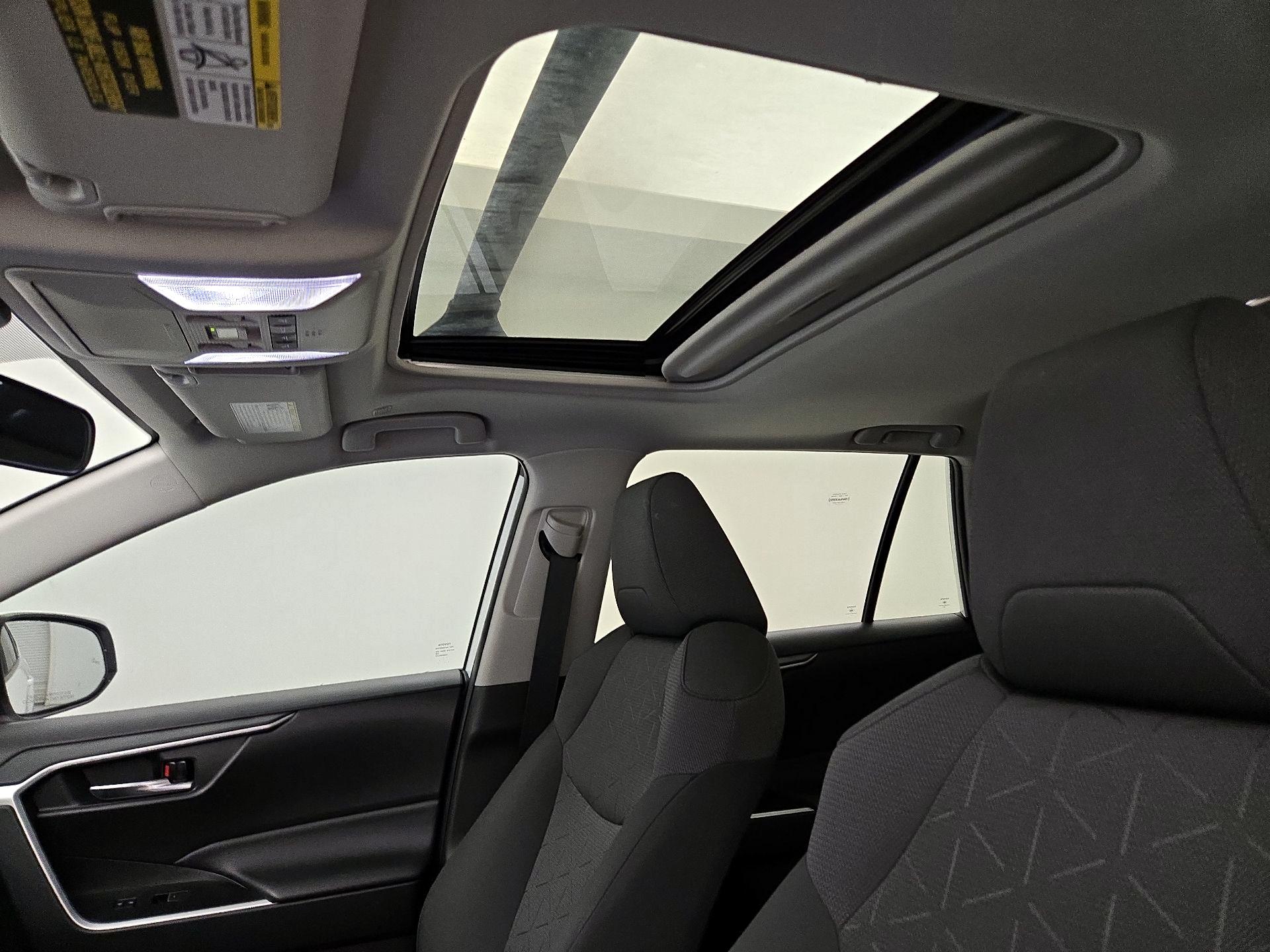 Thumbnail: 2023 Toyota RAV4 - 19