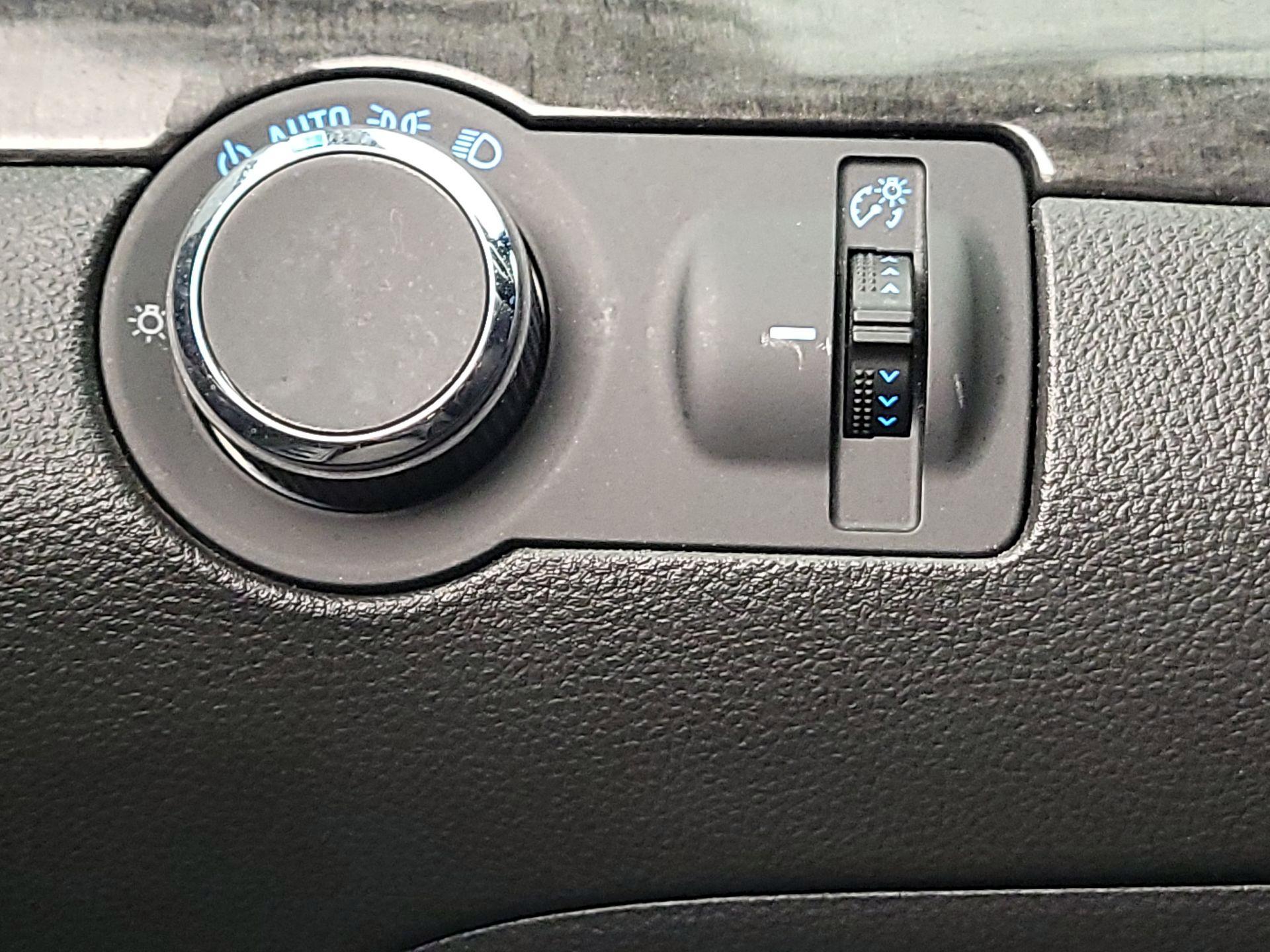 Thumbnail: 2016 Buick Encore - 13