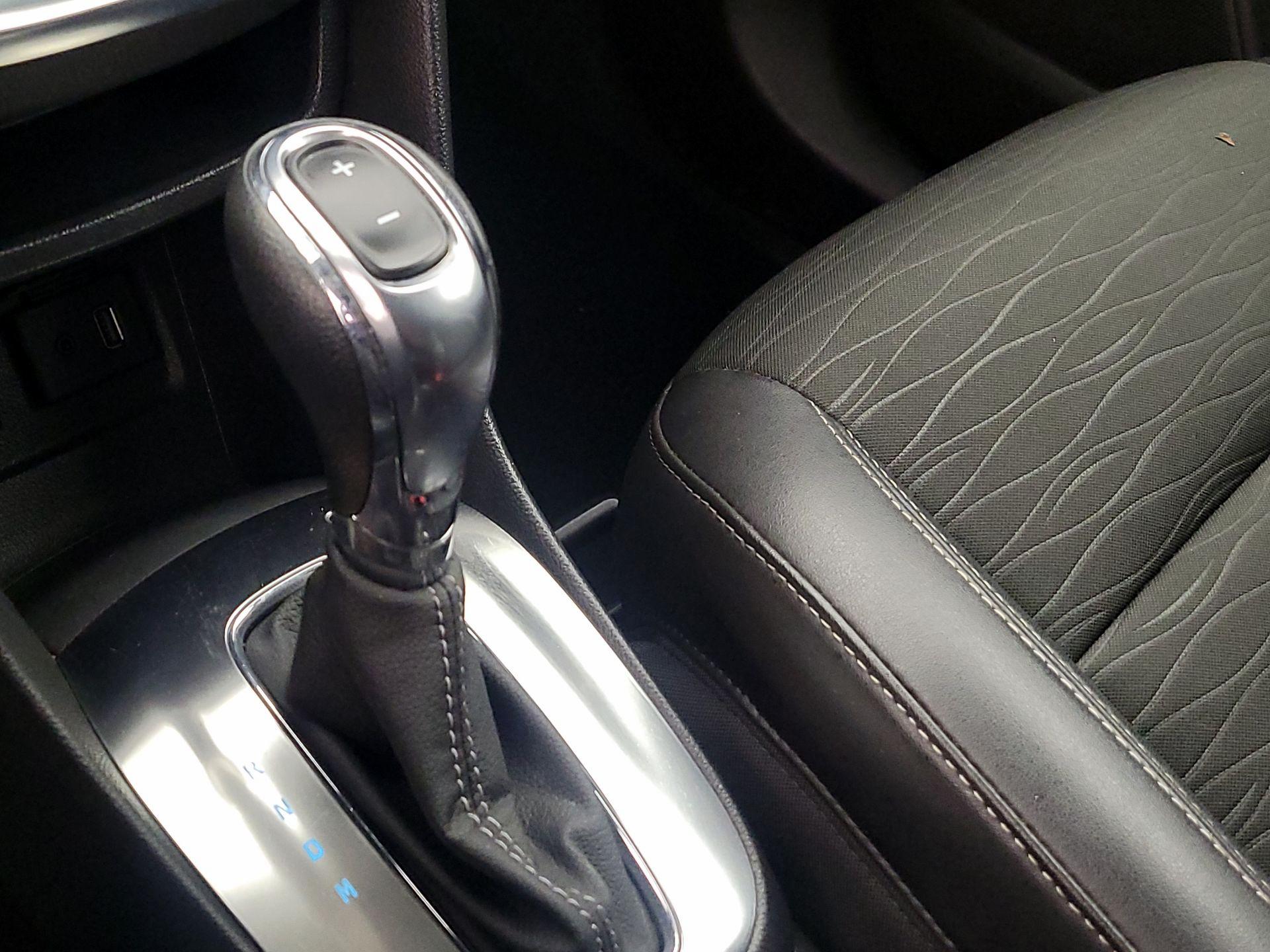 Thumbnail: 2016 Buick Encore - 17