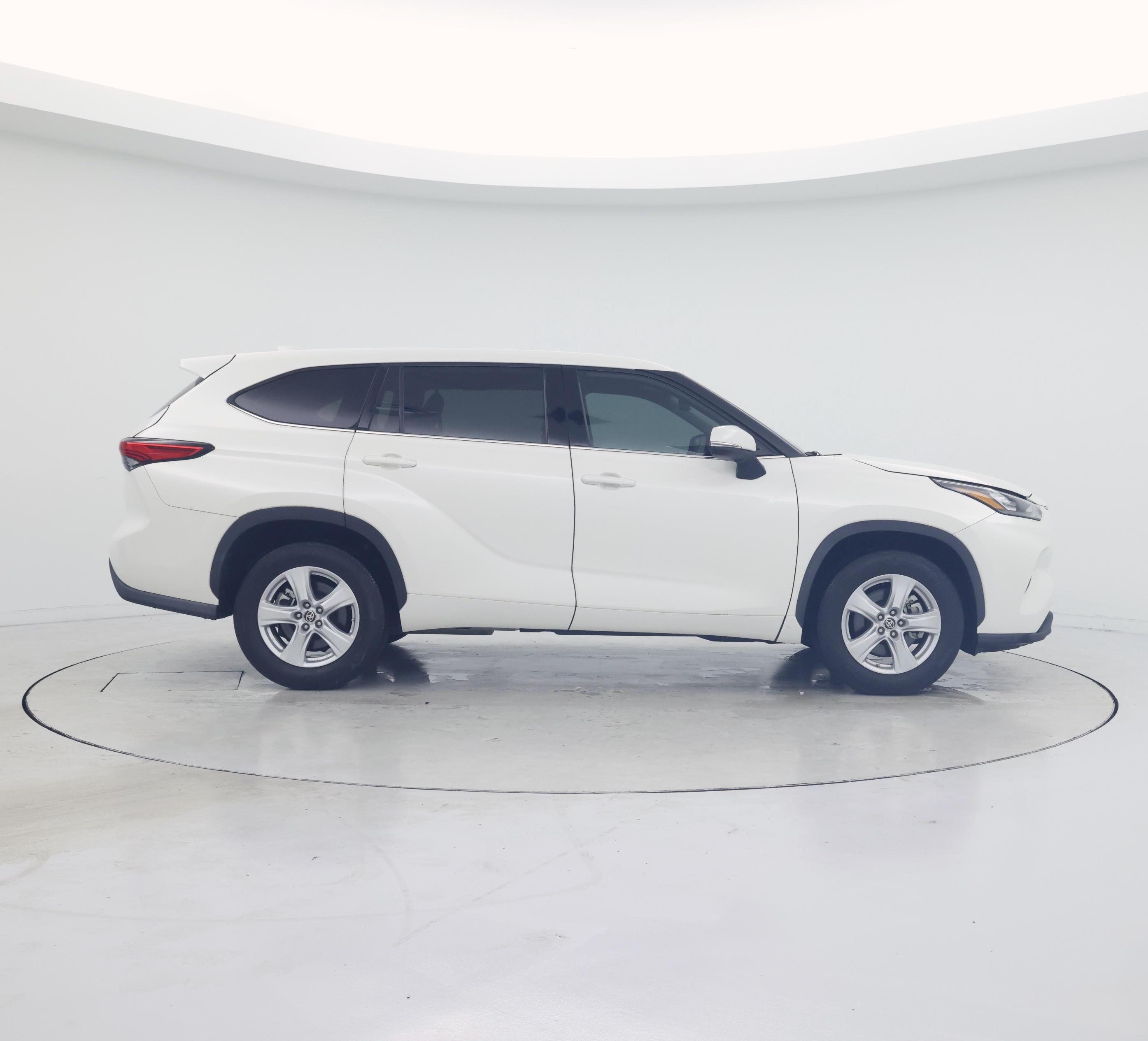Thumbnail: 2020 Toyota Highlander - 7