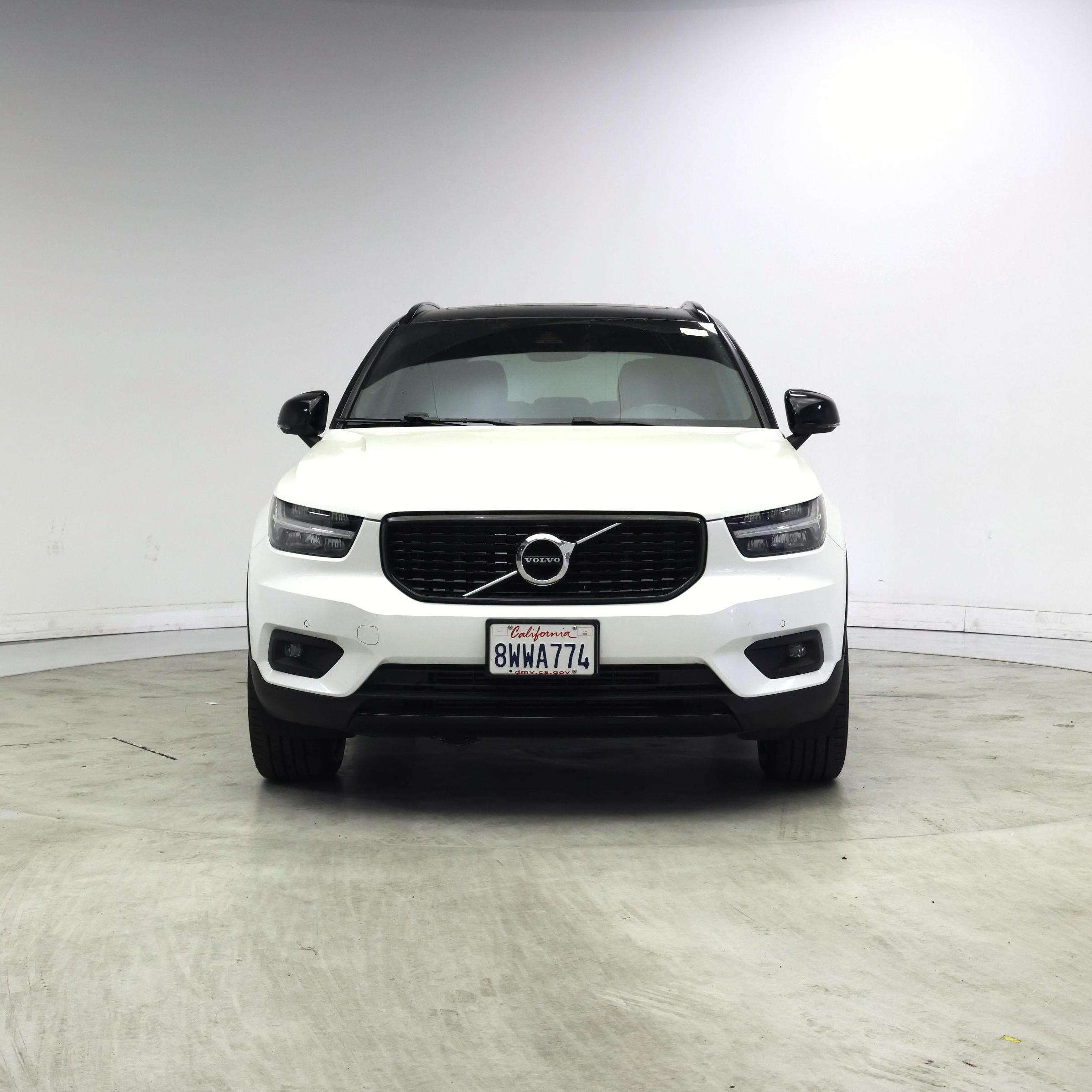 Thumbnail: 2021 Volvo XC40 - 5