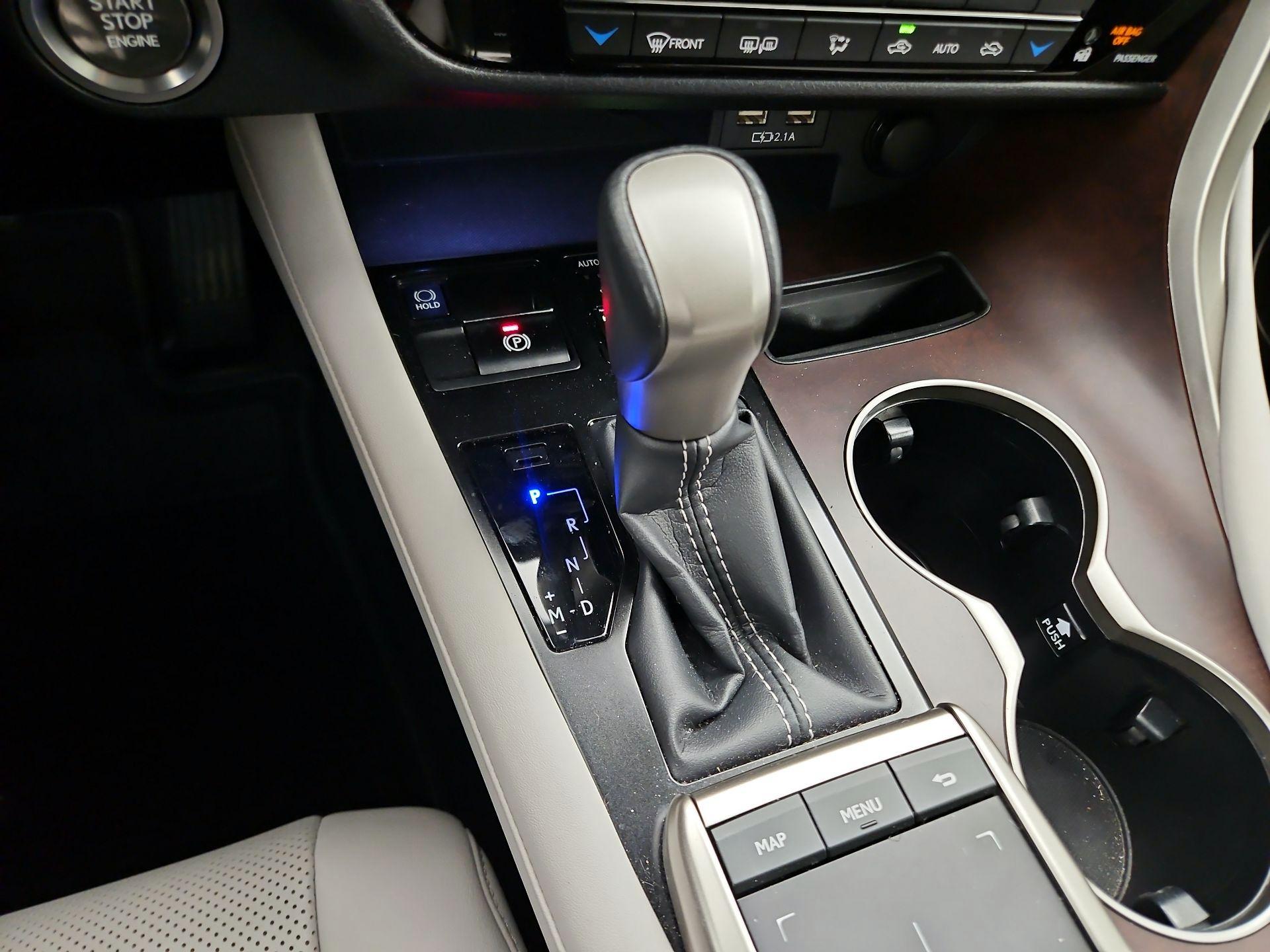 Thumbnail: 2020 Lexus RX - 18
