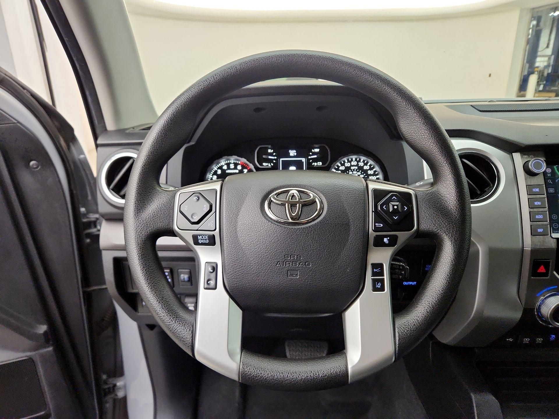 Thumbnail: 2021 Toyota Tundra - 10
